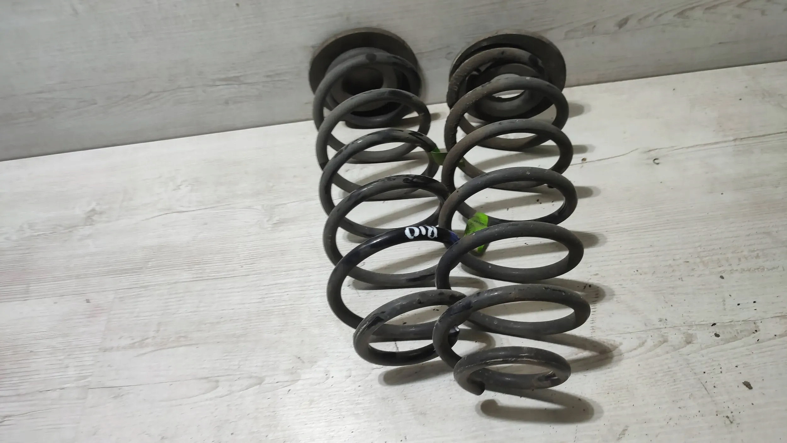 KIA Rio IV 18r springs springing rear part
