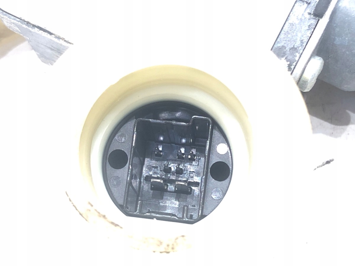 PODNOŚNIK SZYBY LEWY TYŁ TOYOTA COROLLA E21 69840-02740 Sedan/Limuzyna Typ samochodu Samochody osobowe