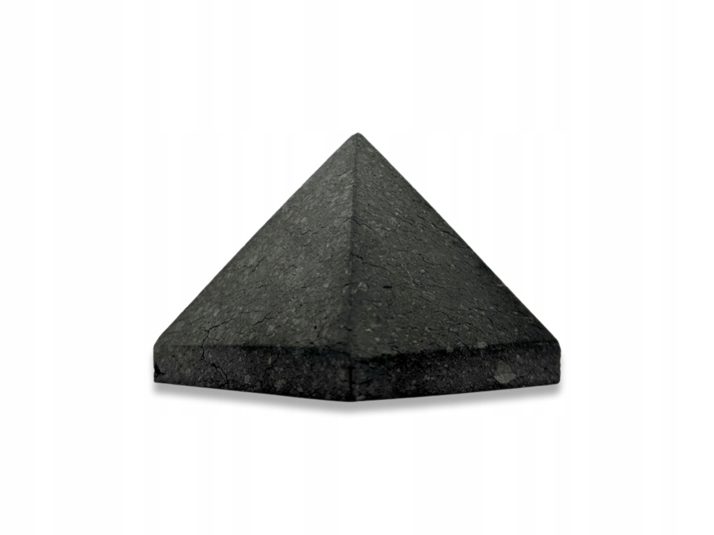 Szungit piramida 5x5 cm