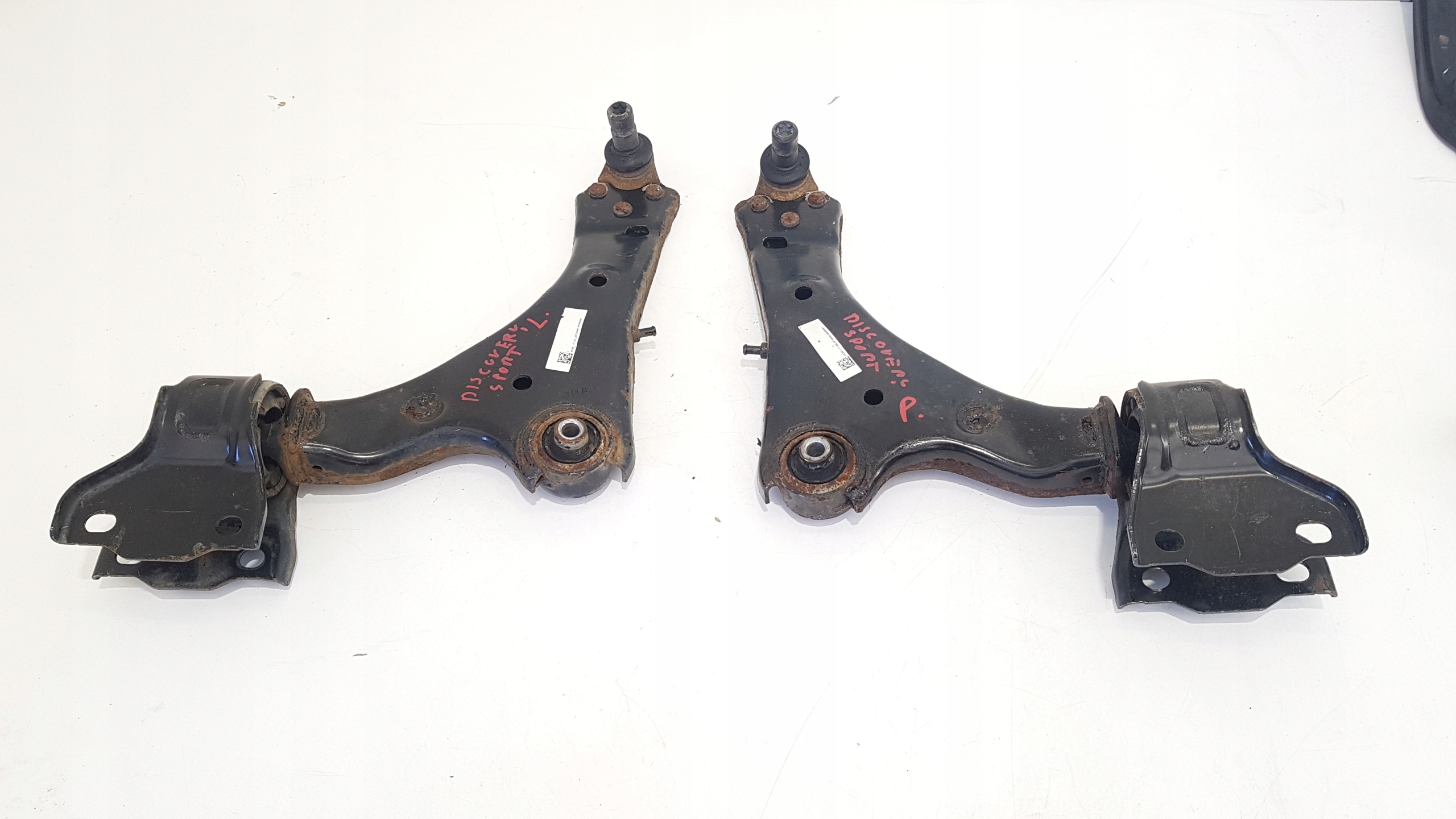 EVOQUE DISCOVERY SPORT L550 WAHACZ PRAWY PRZOD