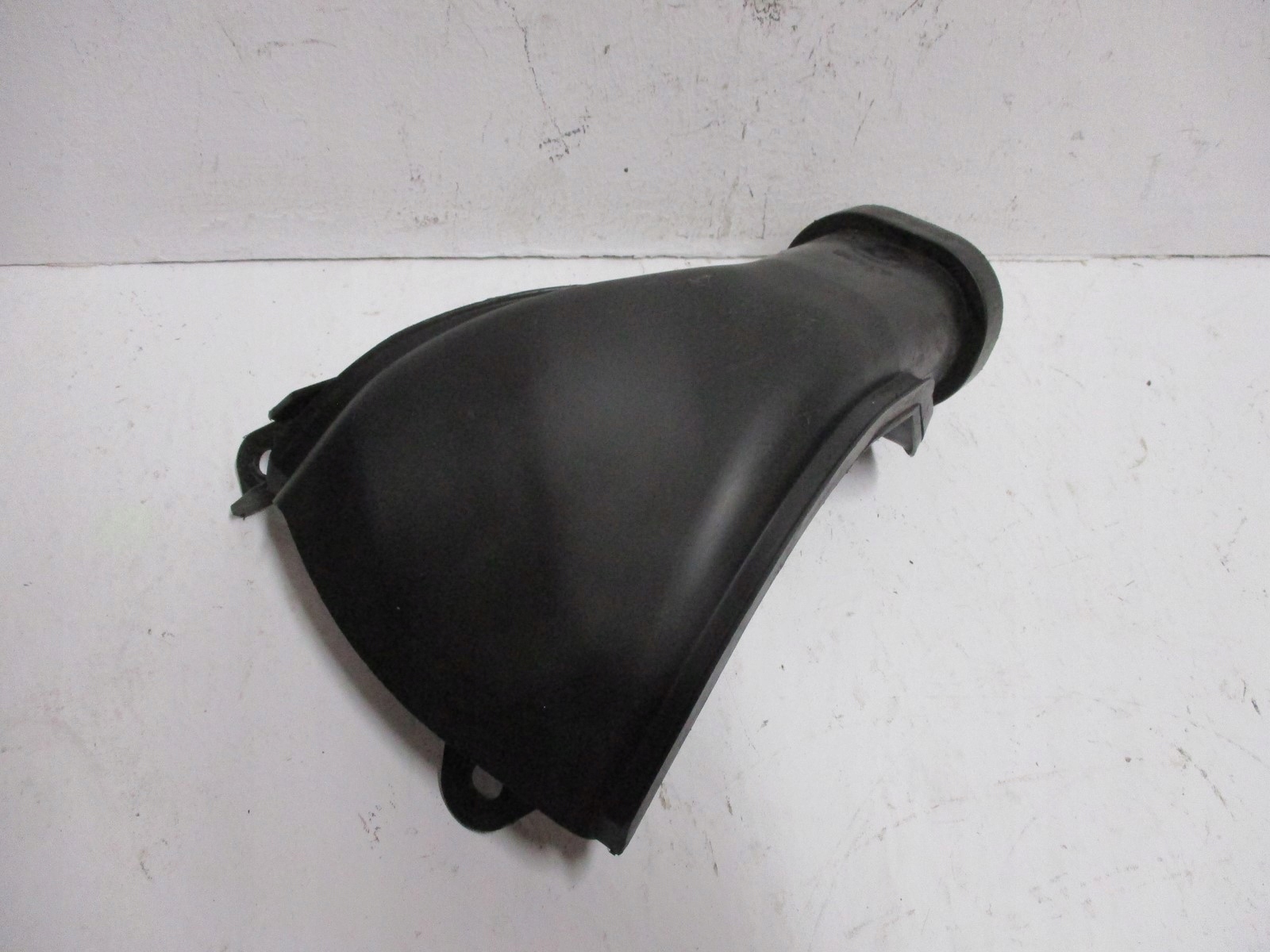 intake air NISSAN NAVARA 1181953S02