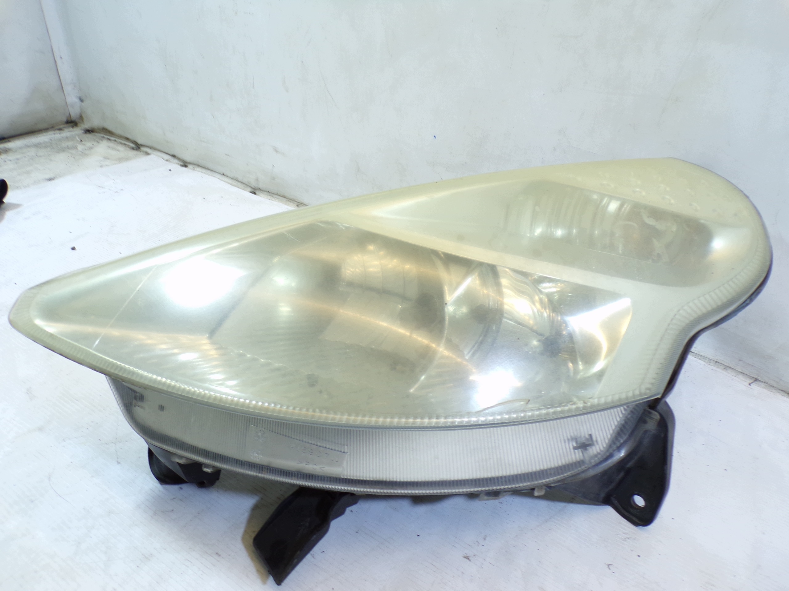 light front front left CITROEN C3 PLURIEL (2)