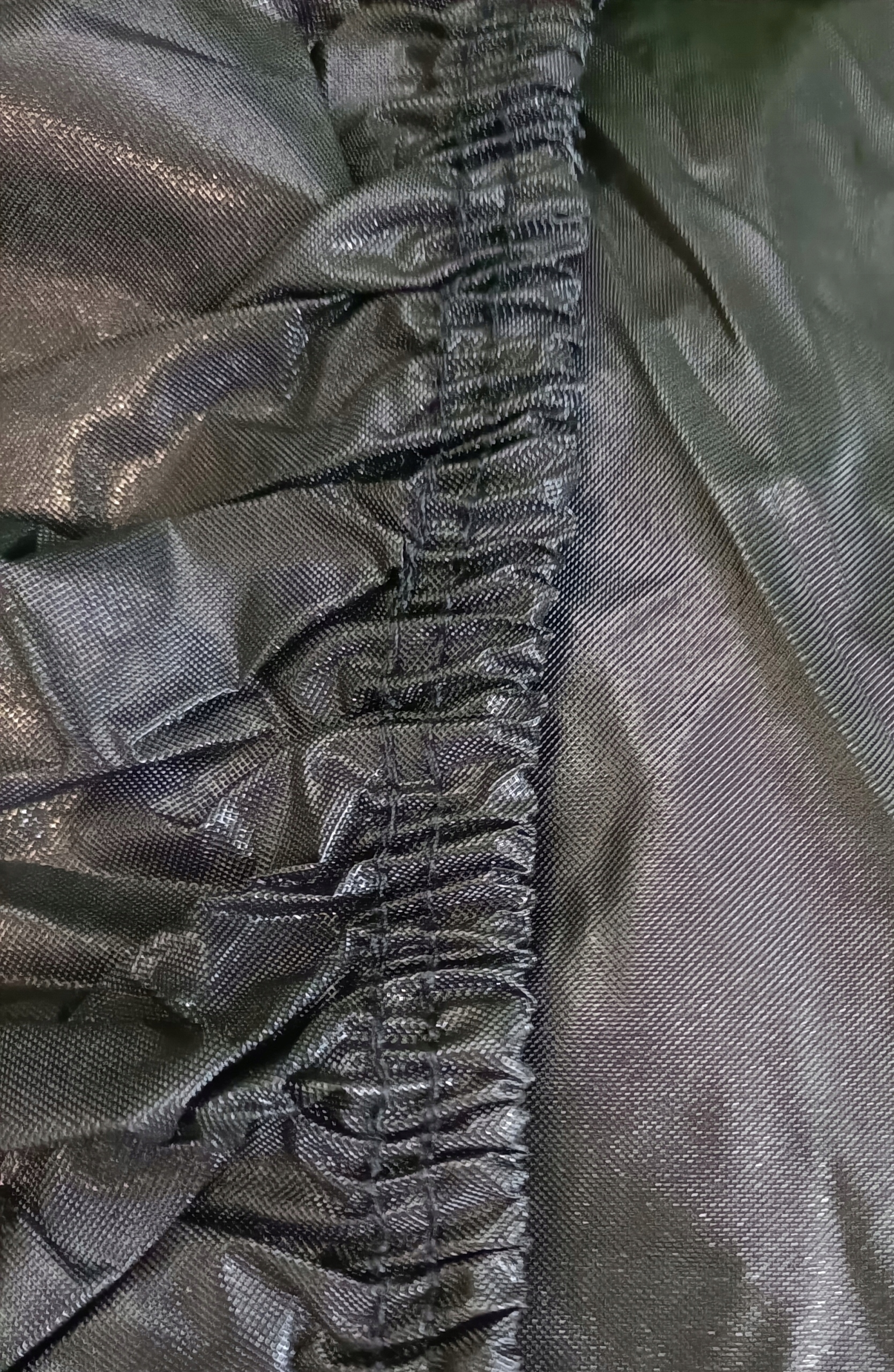 POKROWIEC NA SAMOCHÓD PLANDEKA NA ZIMĘ MOCNY XL Nr00386 Szerokość 200 cm