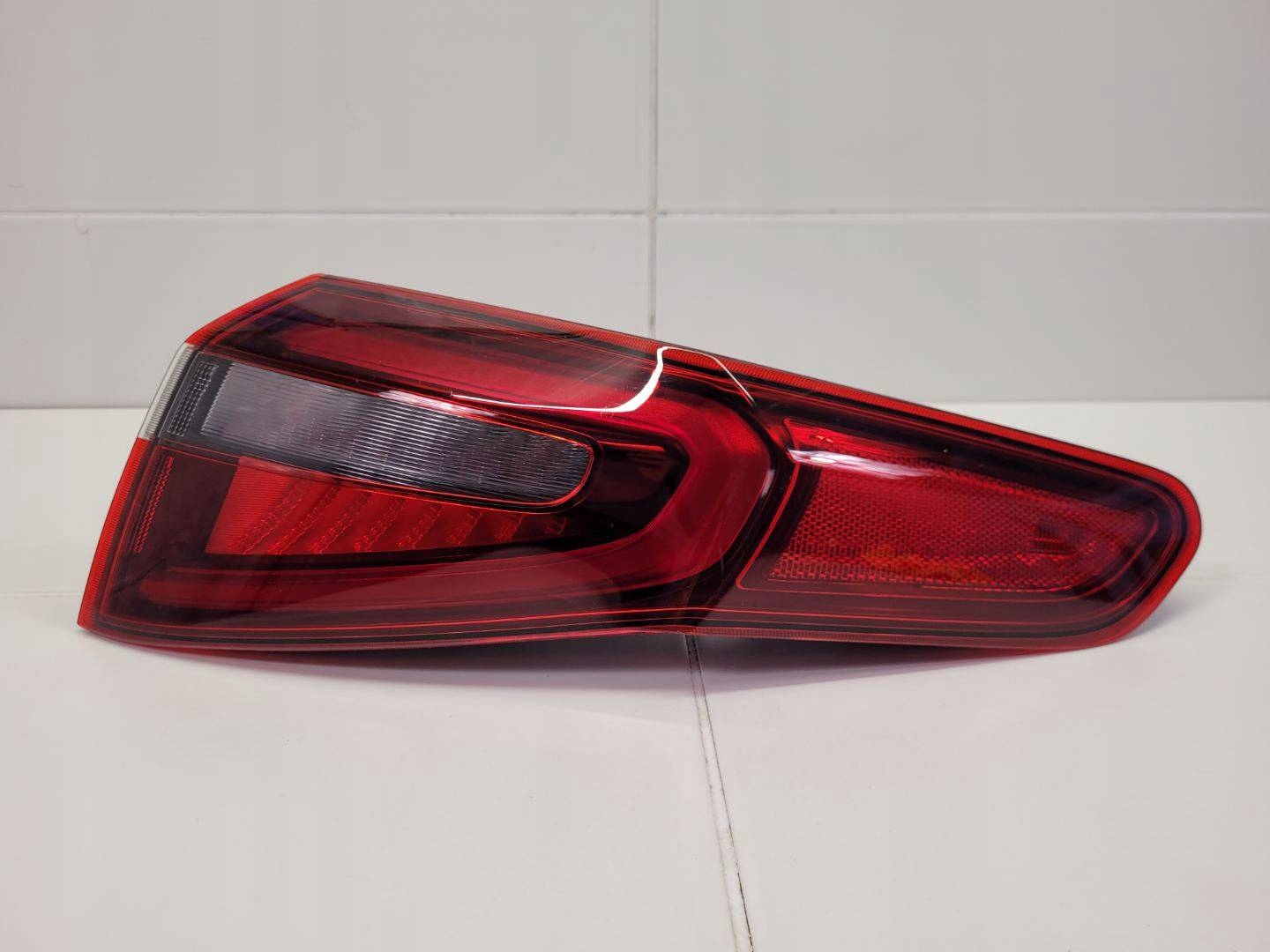 light rear right side Alfa Romeo Stelvio 2017 20790999