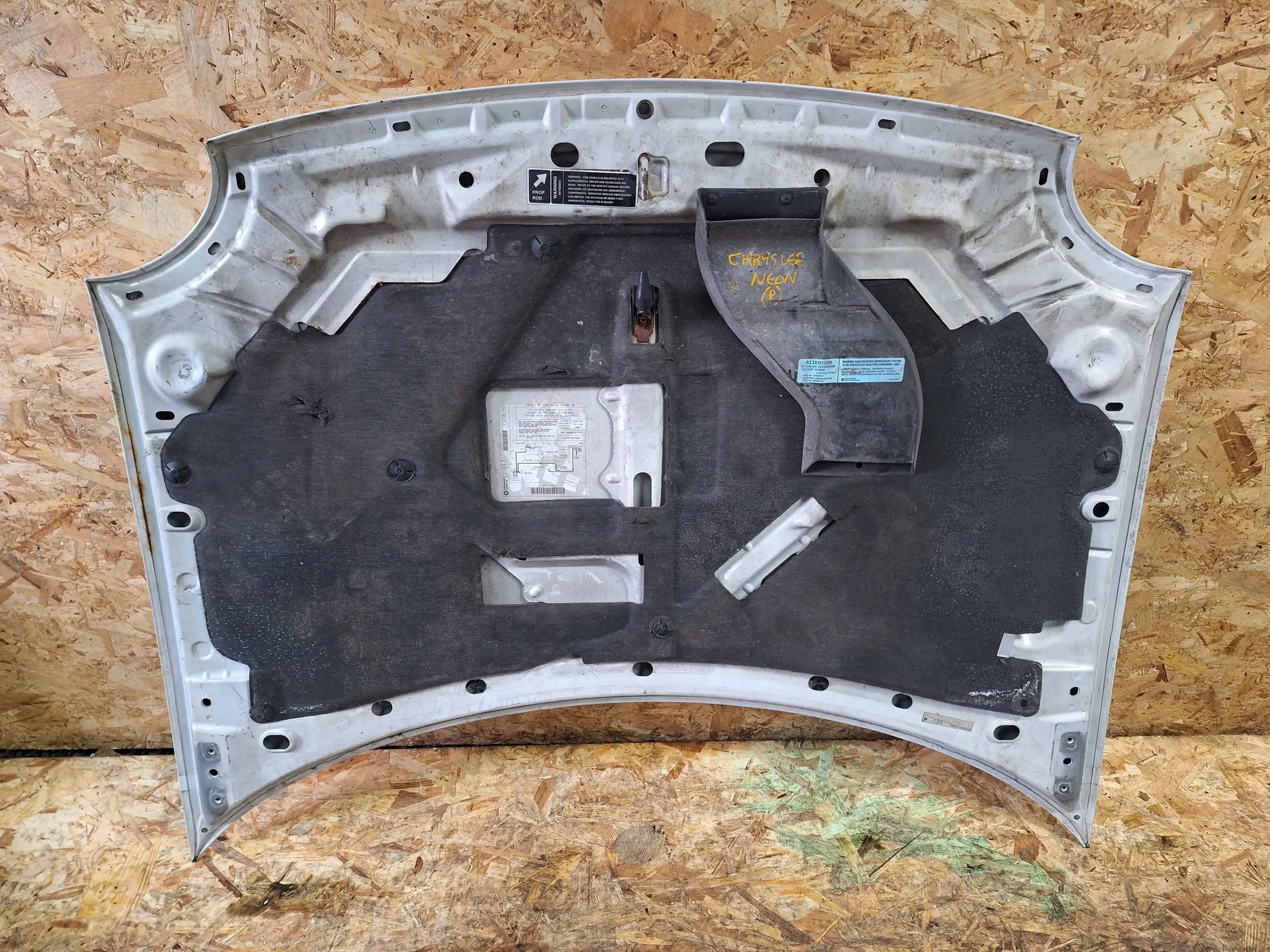 Capot Chrysler Neon 95-99