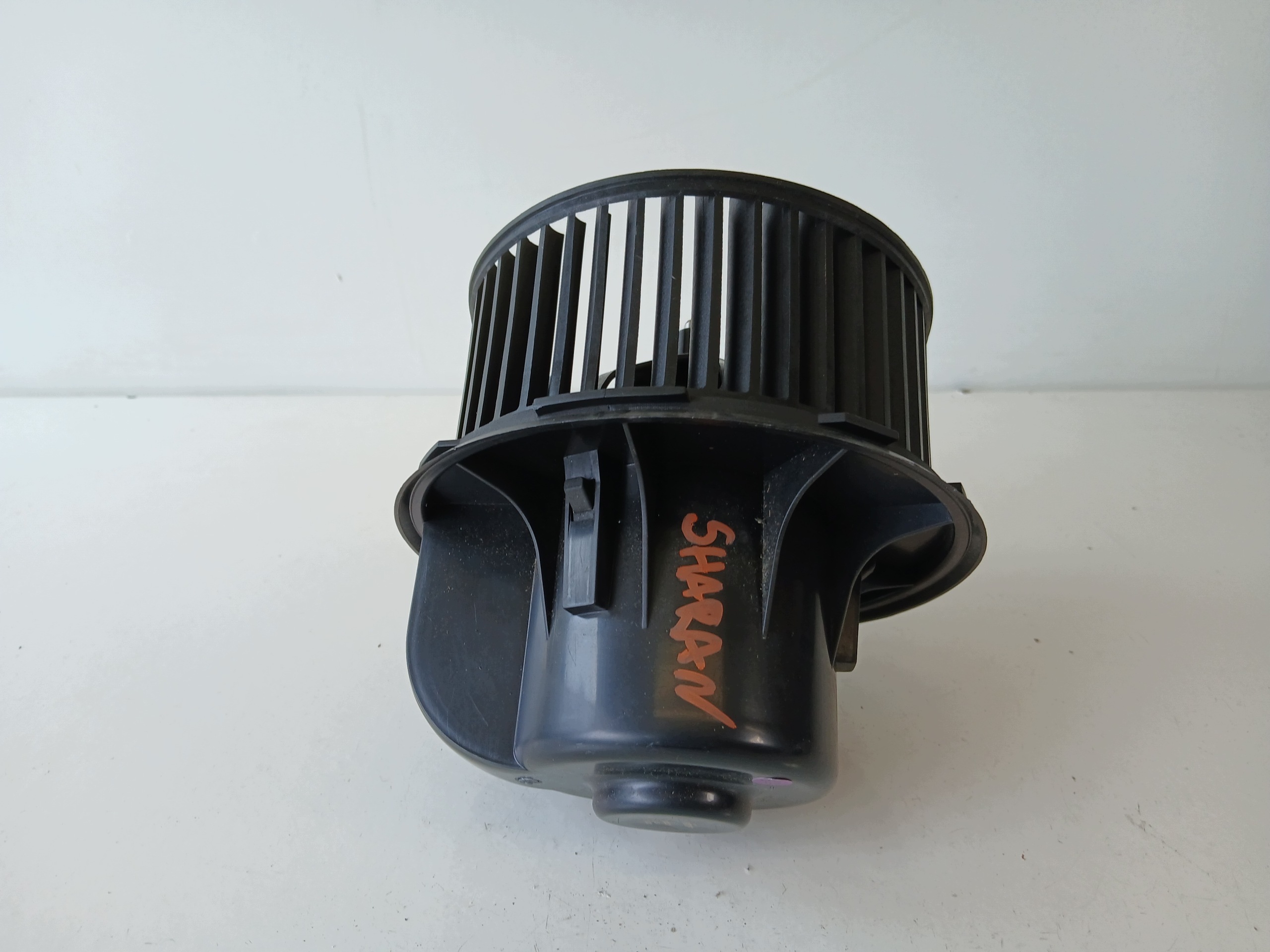VW SHARAN and heating air conditioning devices