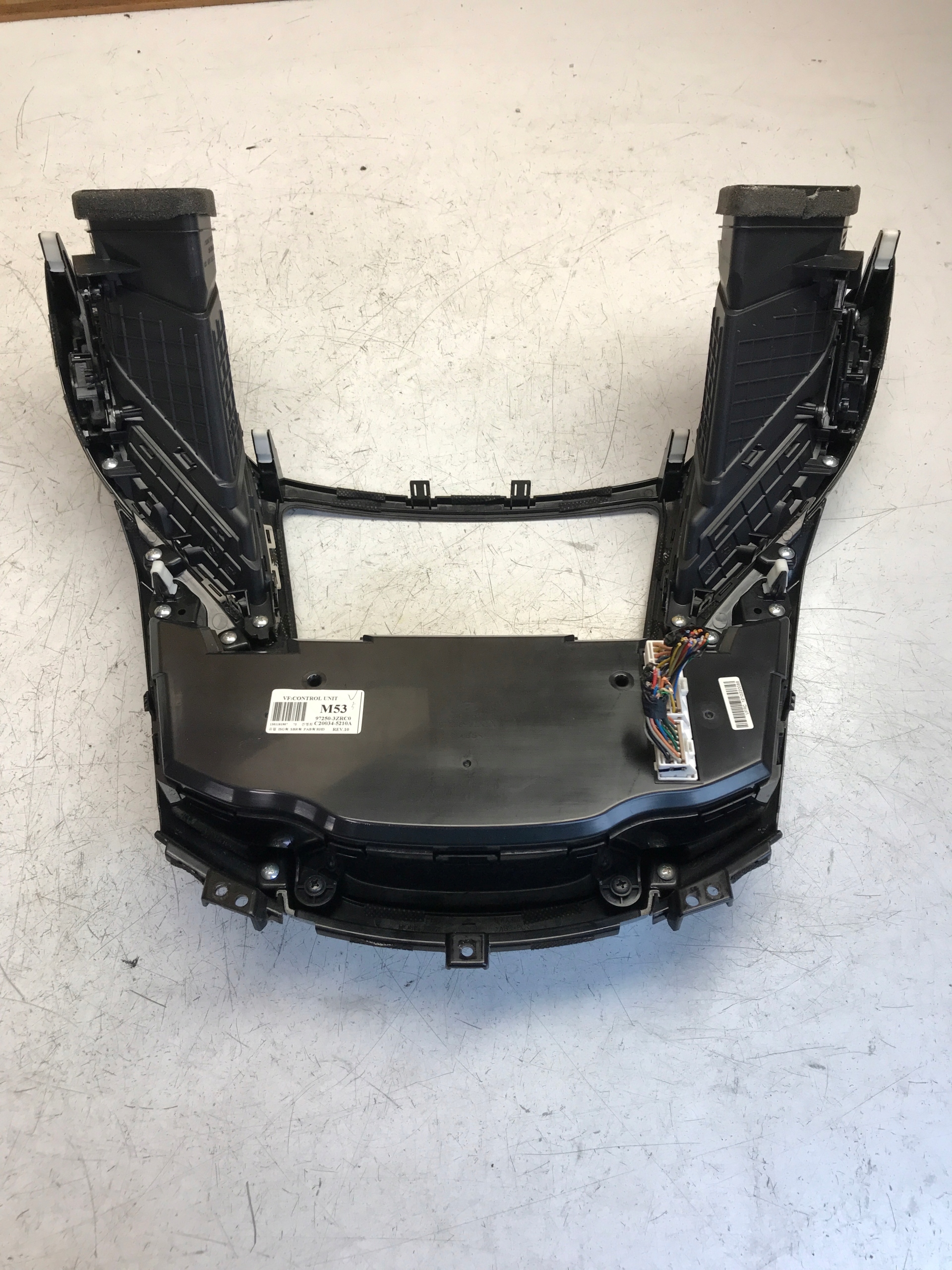 PANEL LKIMATYZACJI HYUNDAI I40 97250-3ZRC0