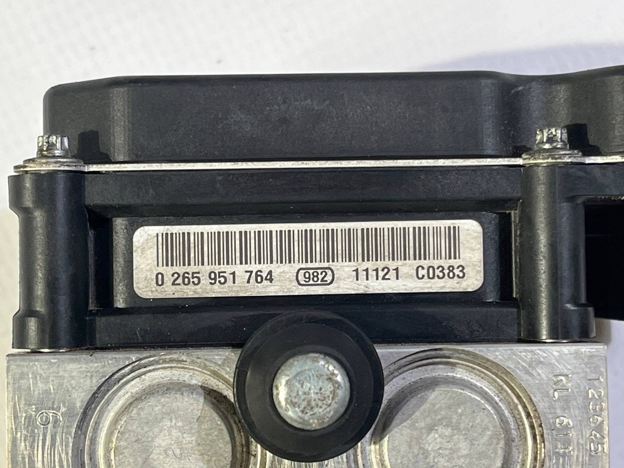 brake booster control unit ABS Chevrolet Camaro SS 6.2 2010- 22873643