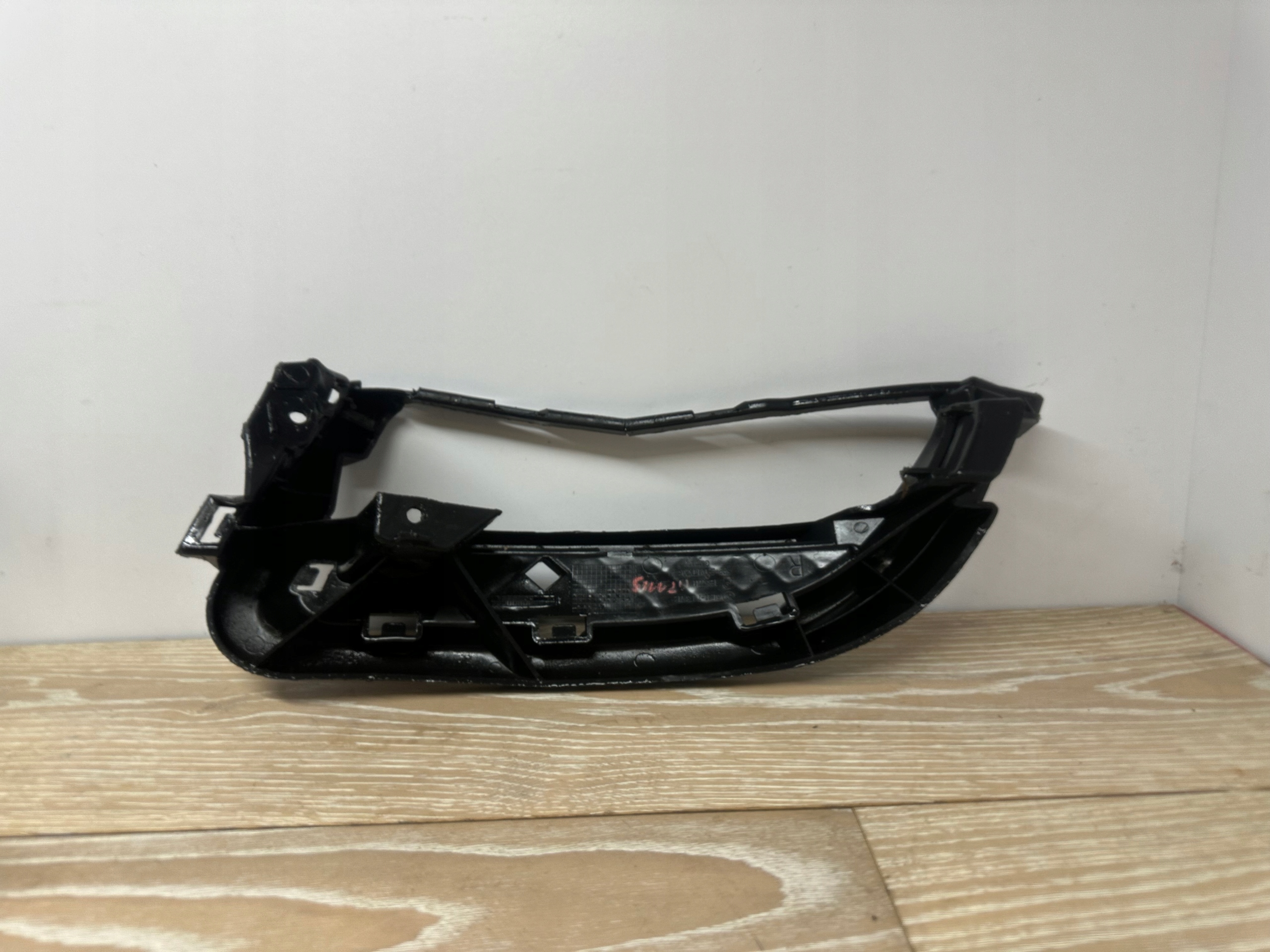 grid of a bumper right front BMW 1 E82 E88 06-11 OE