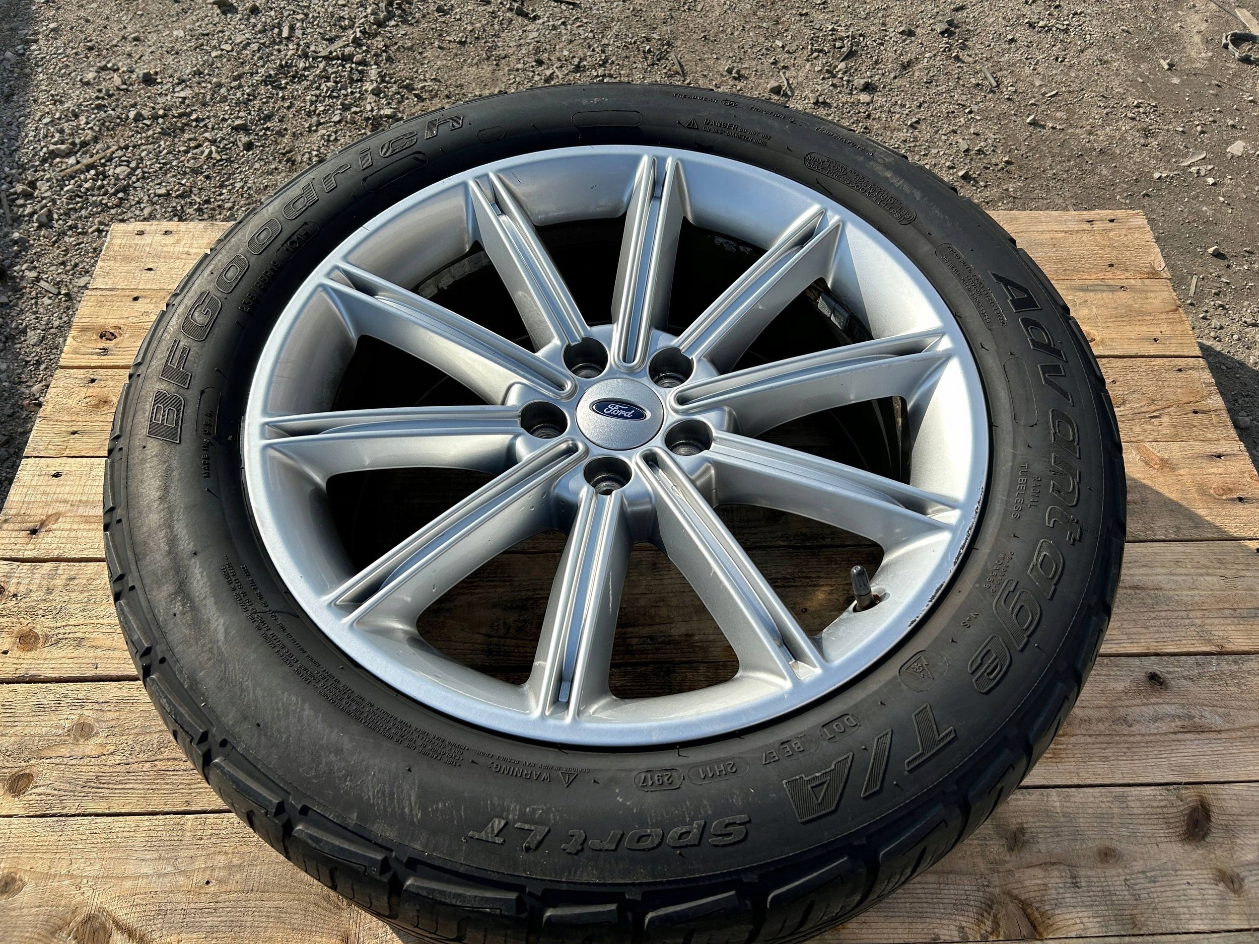 wheel disc discs disc 19" 19x8jx39 Ford Flex 2013