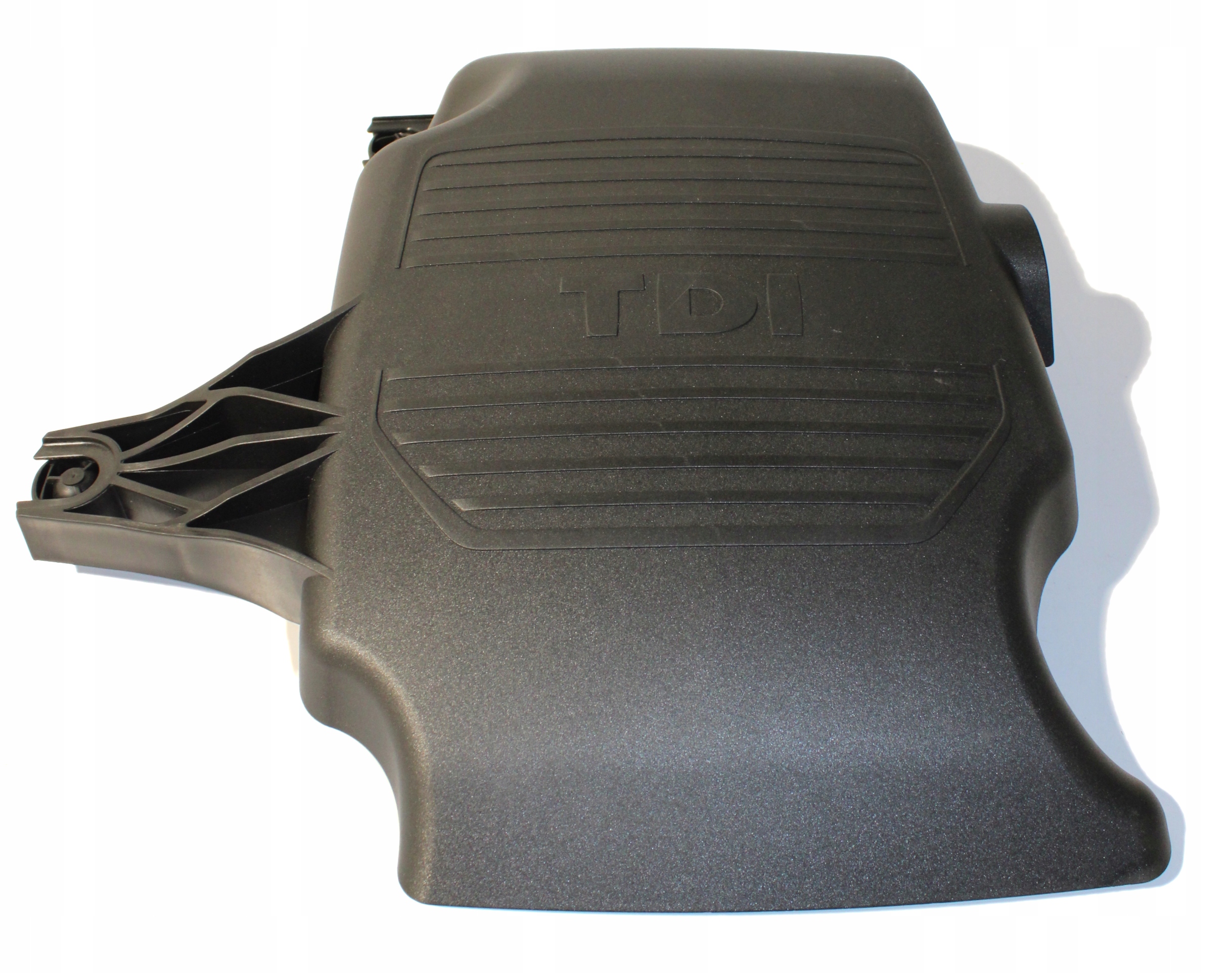 VW CRAFTER II ЗАЩИТА ДВИГАТЕЛЯ 04L103925AT