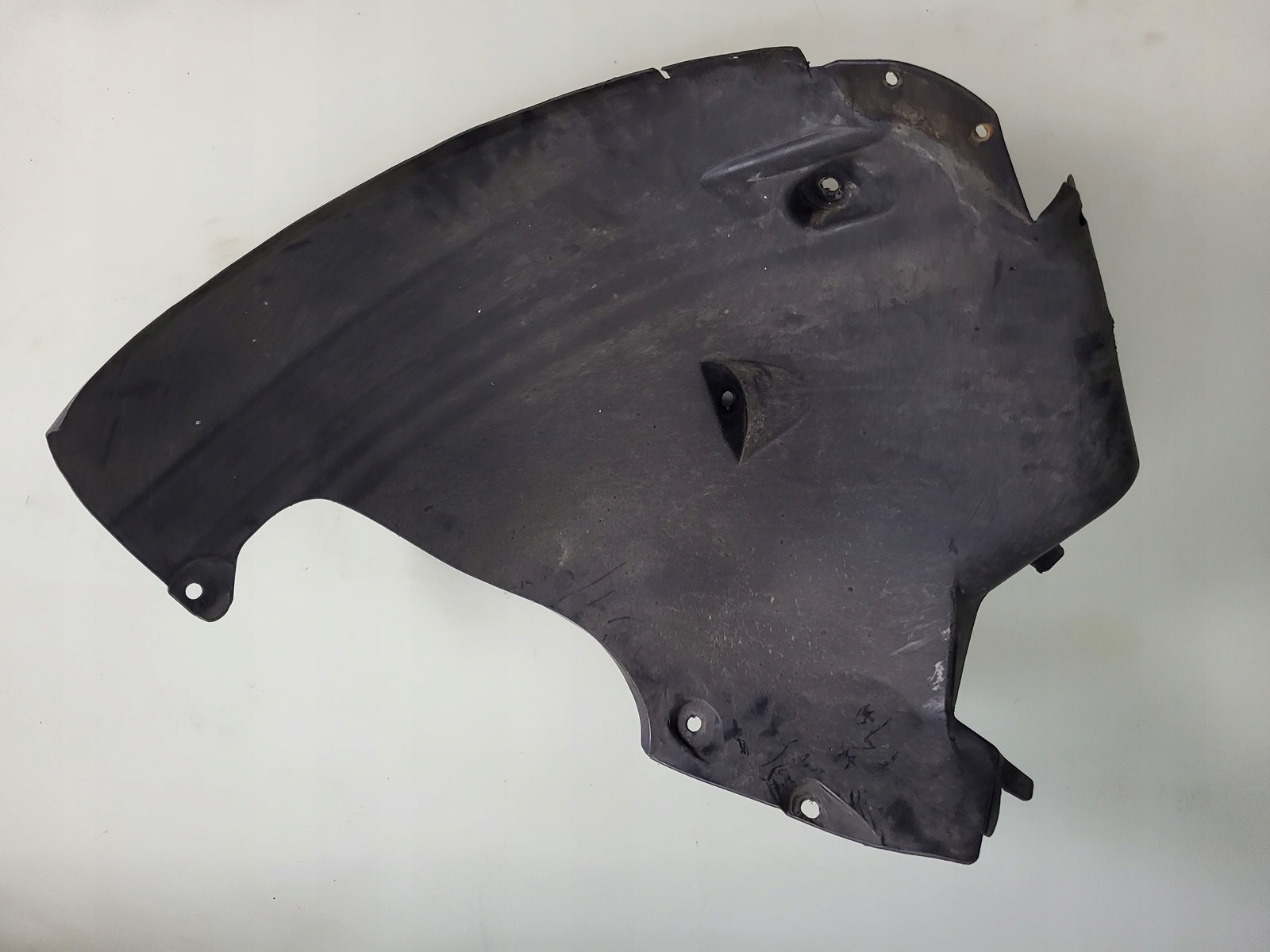 MERCEDES E W211 LIFT mudguard left front