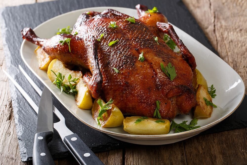 Levně Pečená Plněná Kachna