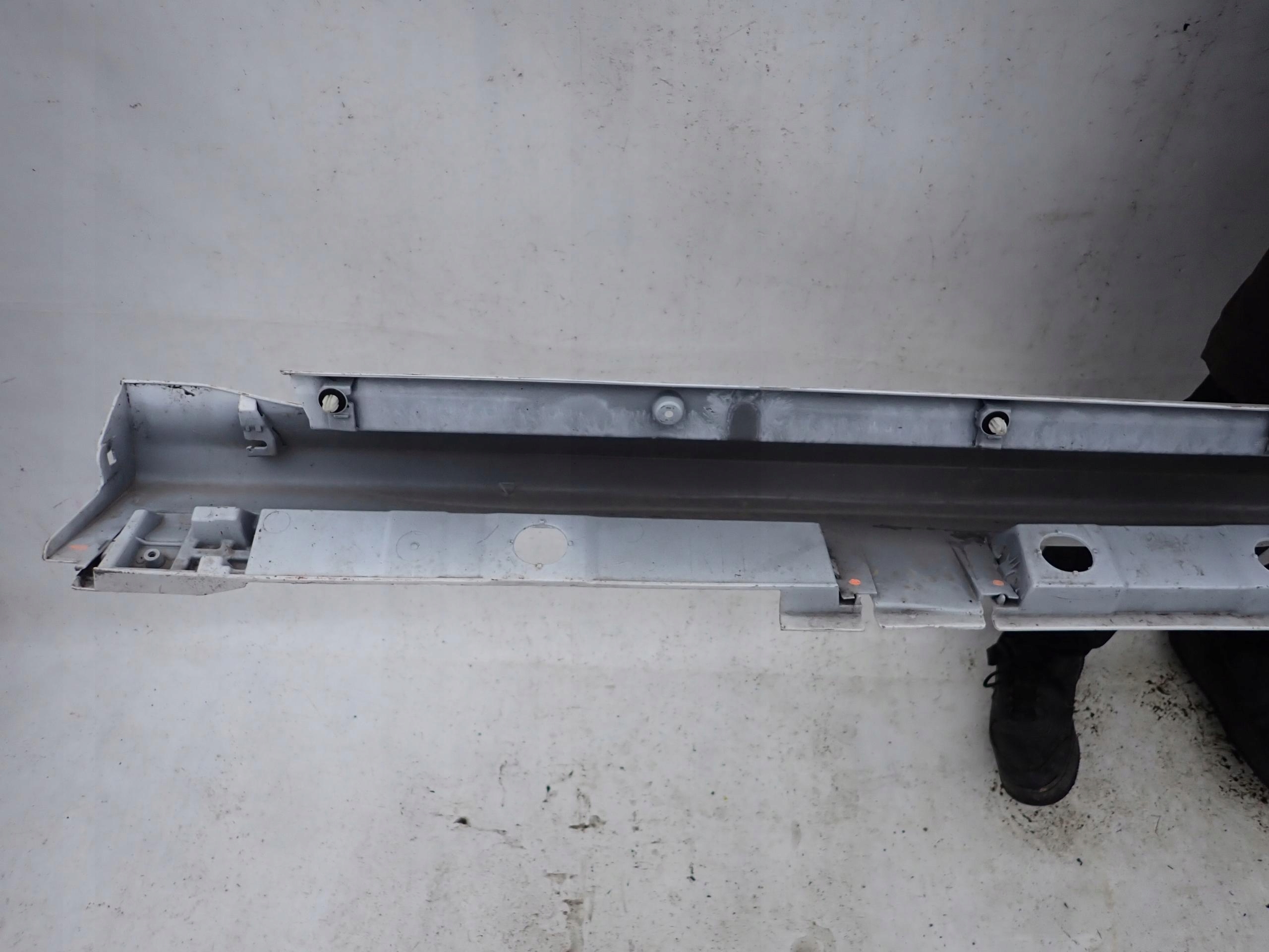 TOYOTA YARIS IV 4 19- threshold moulding threshold right