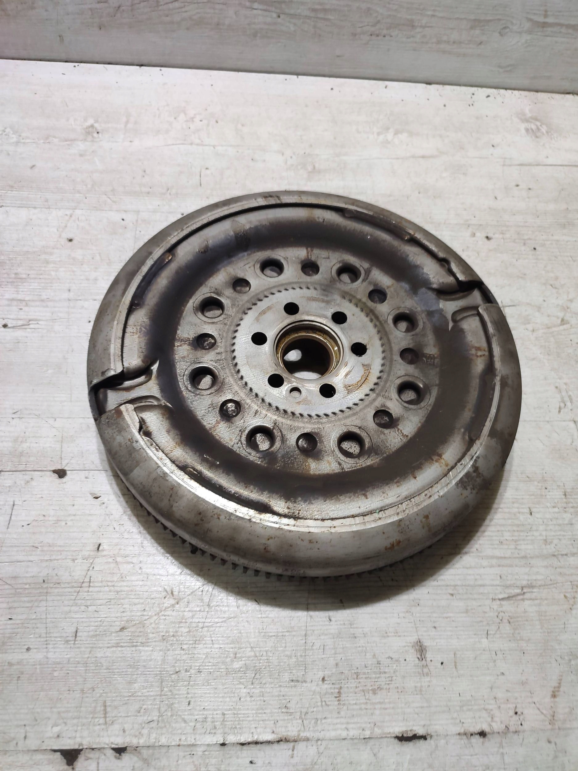 Seat Arona 2019 wheel flywheel