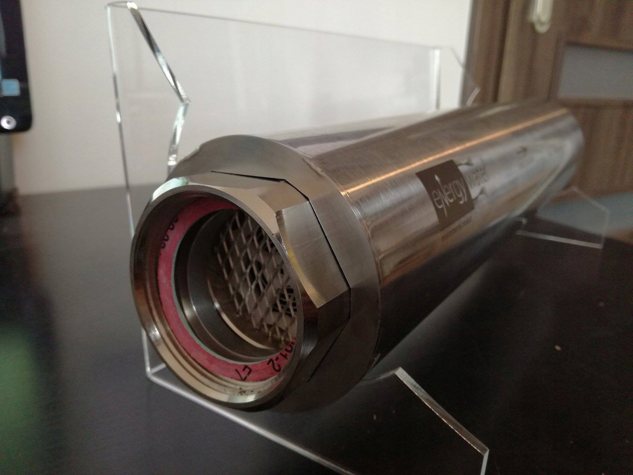 ENERGYWATER - GALWANICZNY UZDATNIACZ WODY 1'' CW Waga produktu z opakowaniem jednostkowym 0.85 kg