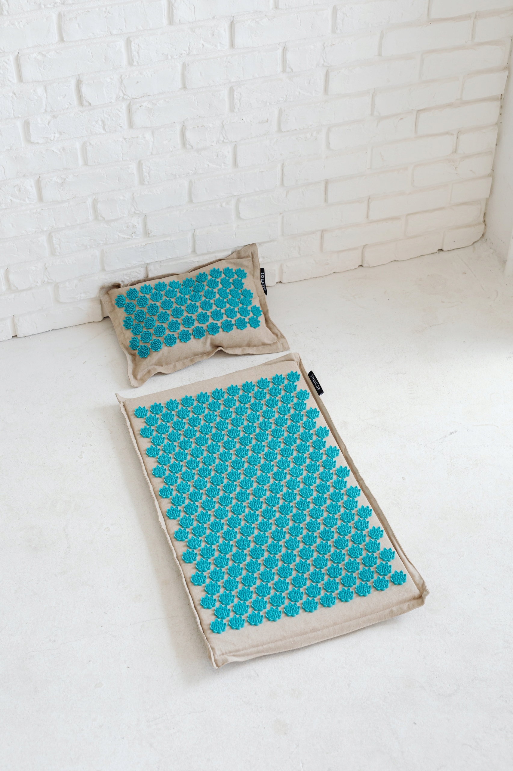 EKOLOGICZNA MATA do akupresury + PODUSZKA + TORBA Kolor dominujący turkusowy