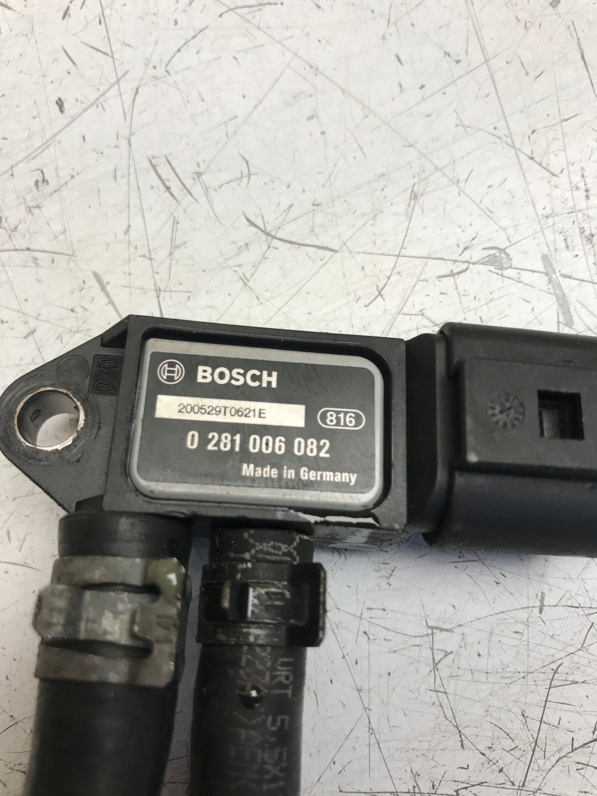 exhaust gas sensor VW SKODA AUDI 0281006082