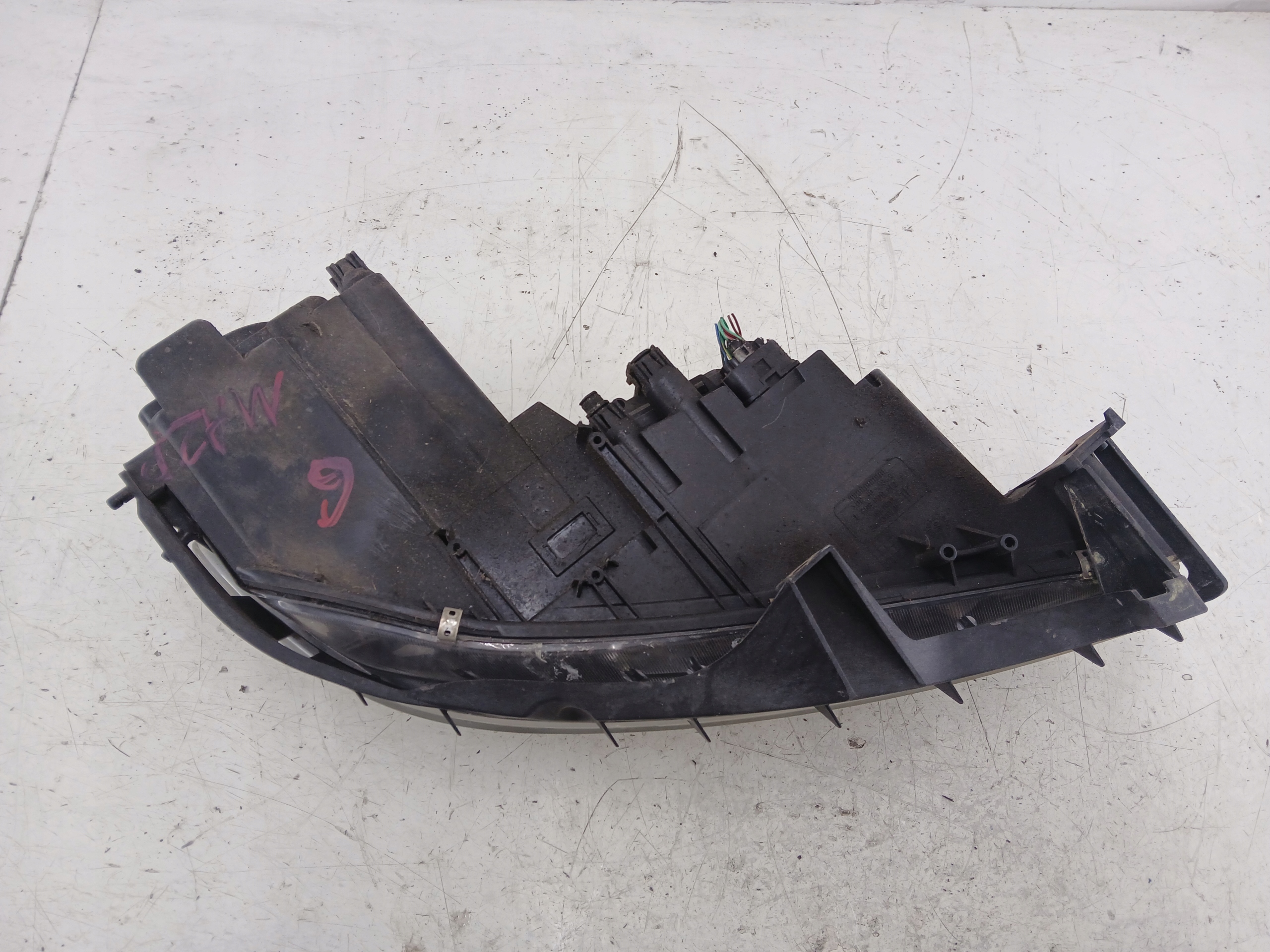 MAZDA 6 GG light left front CIEMNA