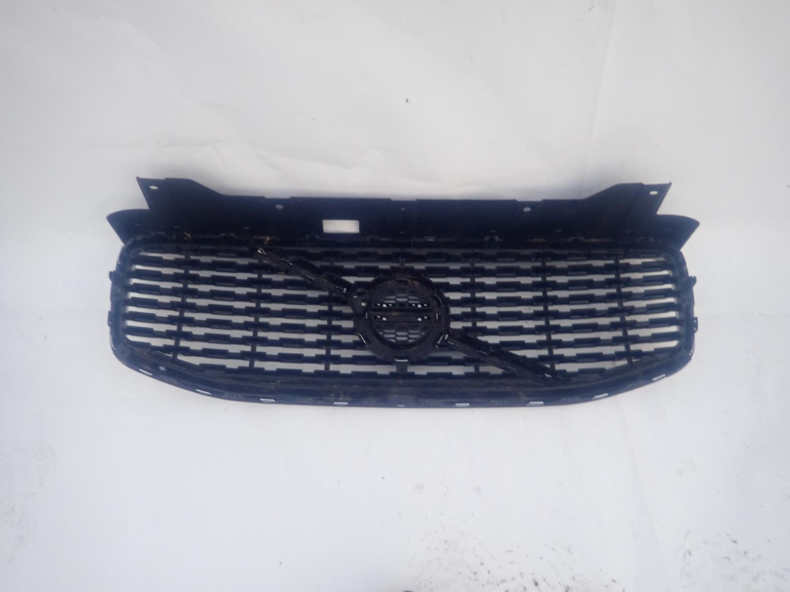VOLVO XC60 II 2 R-DESIGN 17-> Grill Grill