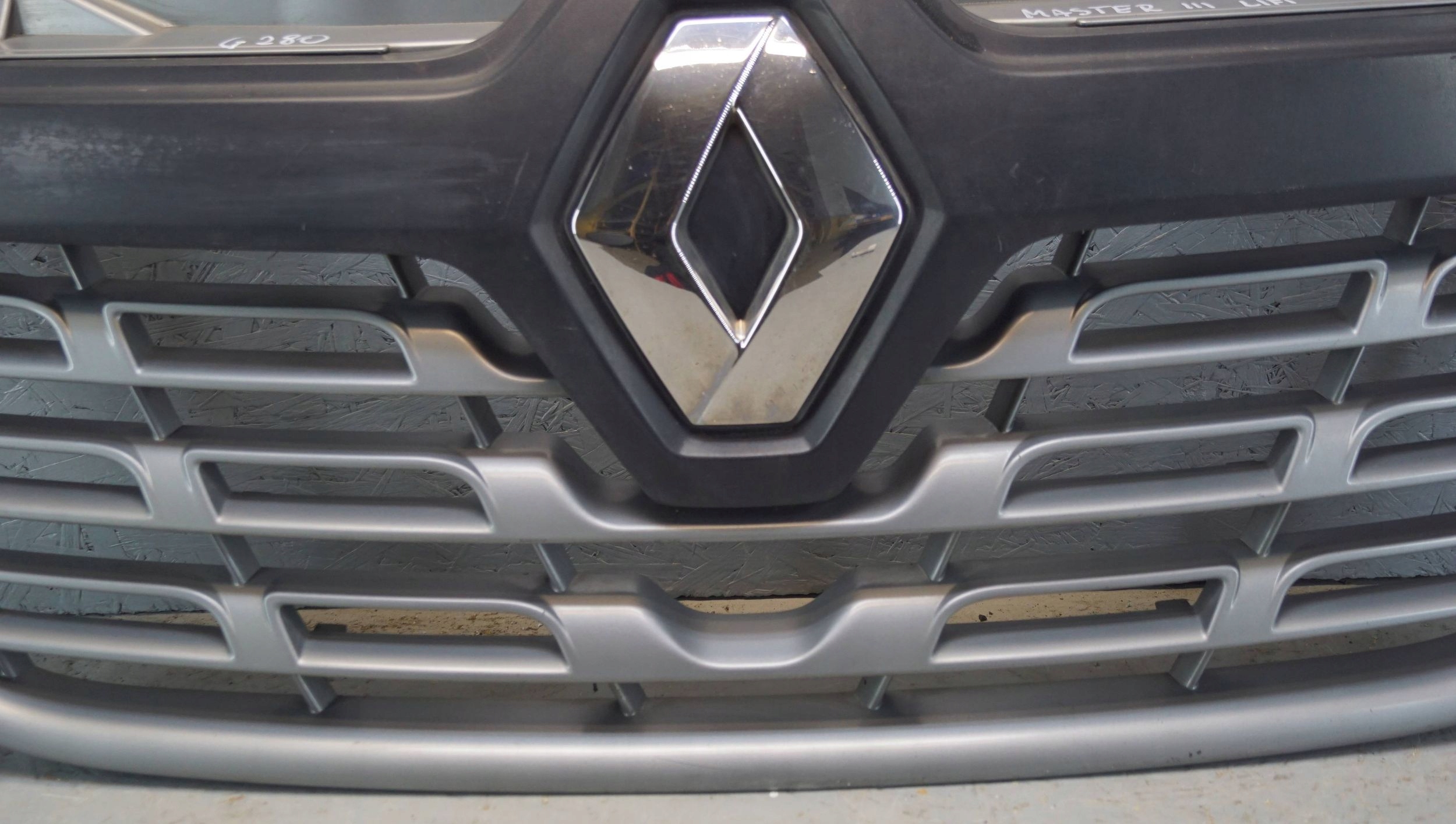 Renault Master II Kühlergrill FRONTGRILL Kühlergitter 623102803R - Thumbnail 7