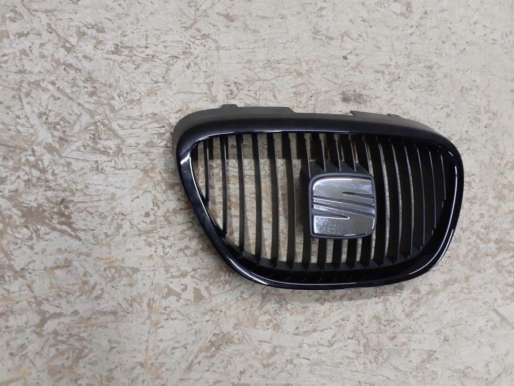 решетка радиатора seat ALTEA 5P0853651