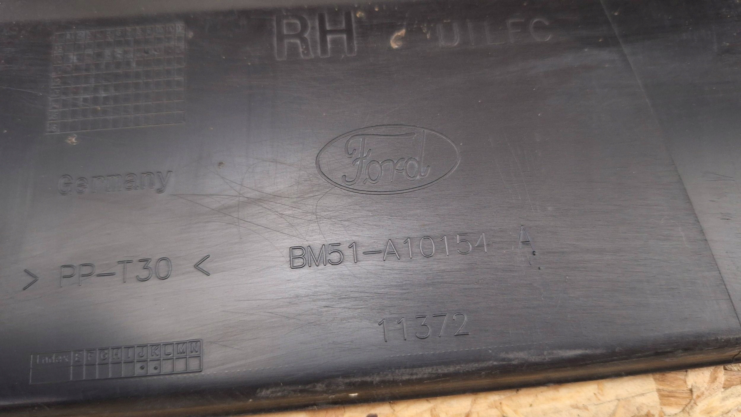 cap threshold moulding threshold right FORD FOCUS MK3 10- BM51-A10154-A