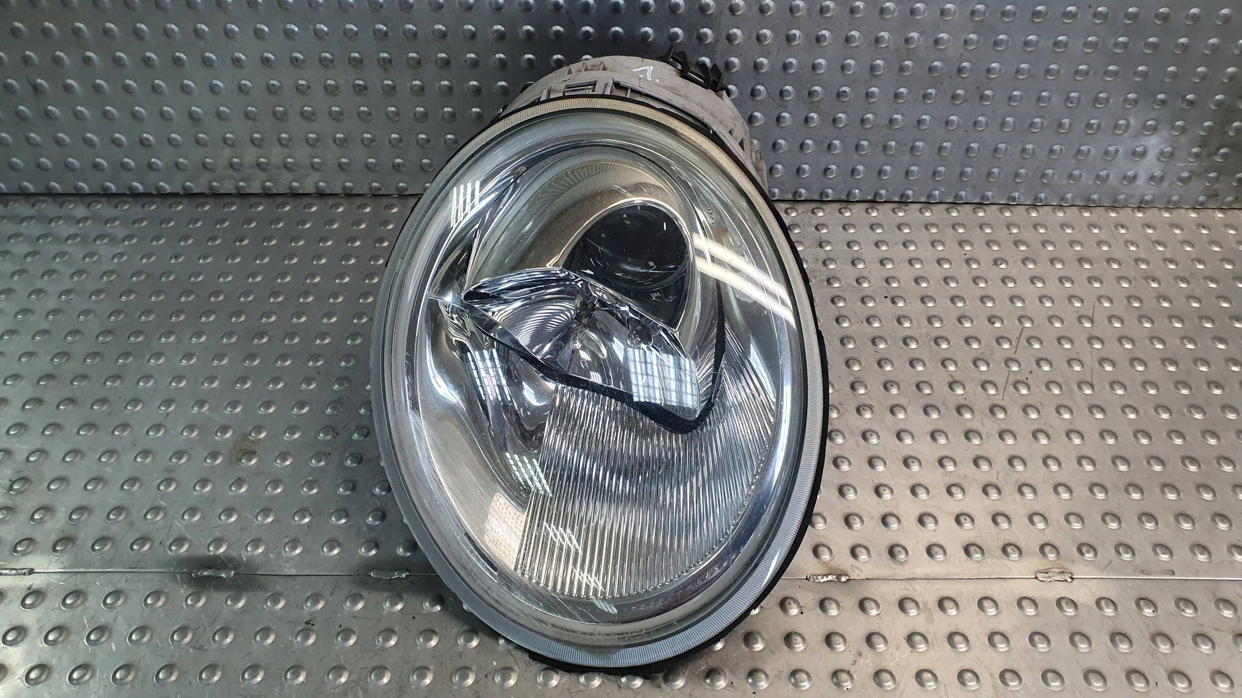 light front right VW NEW BEETLE 97- 1C0941006D