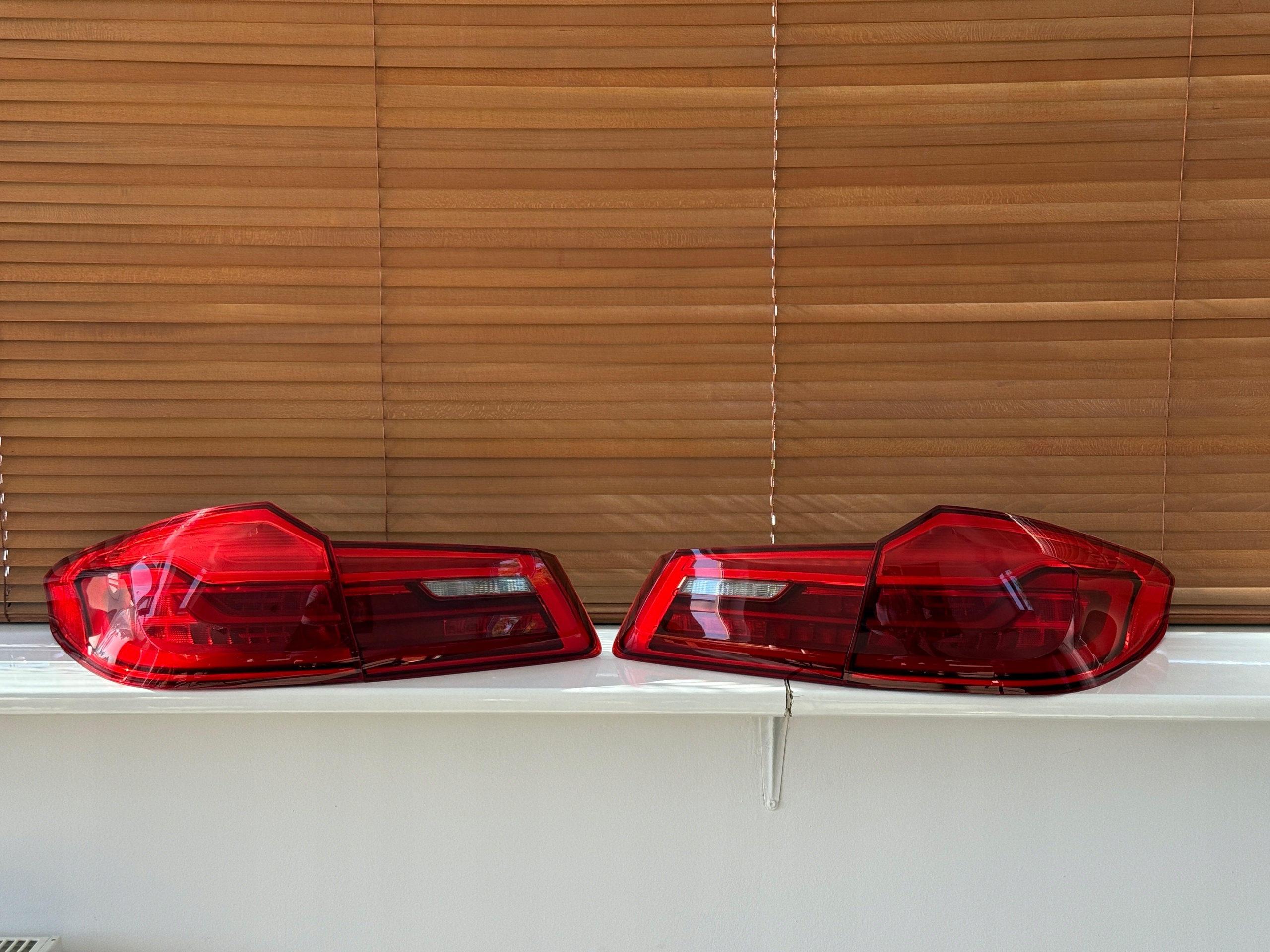 KOMPLET LAMP TYLNICH BMW 5 G30 OE