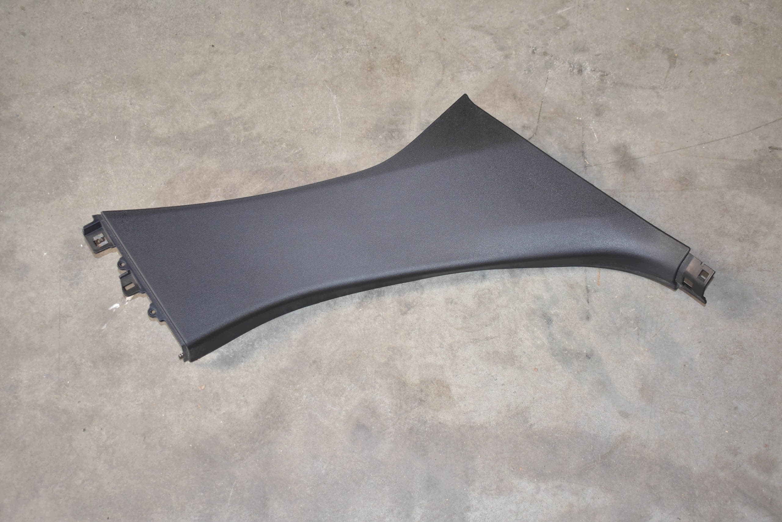 IDEALNA cover side SLUPKA right PORSCHE 981 982 1