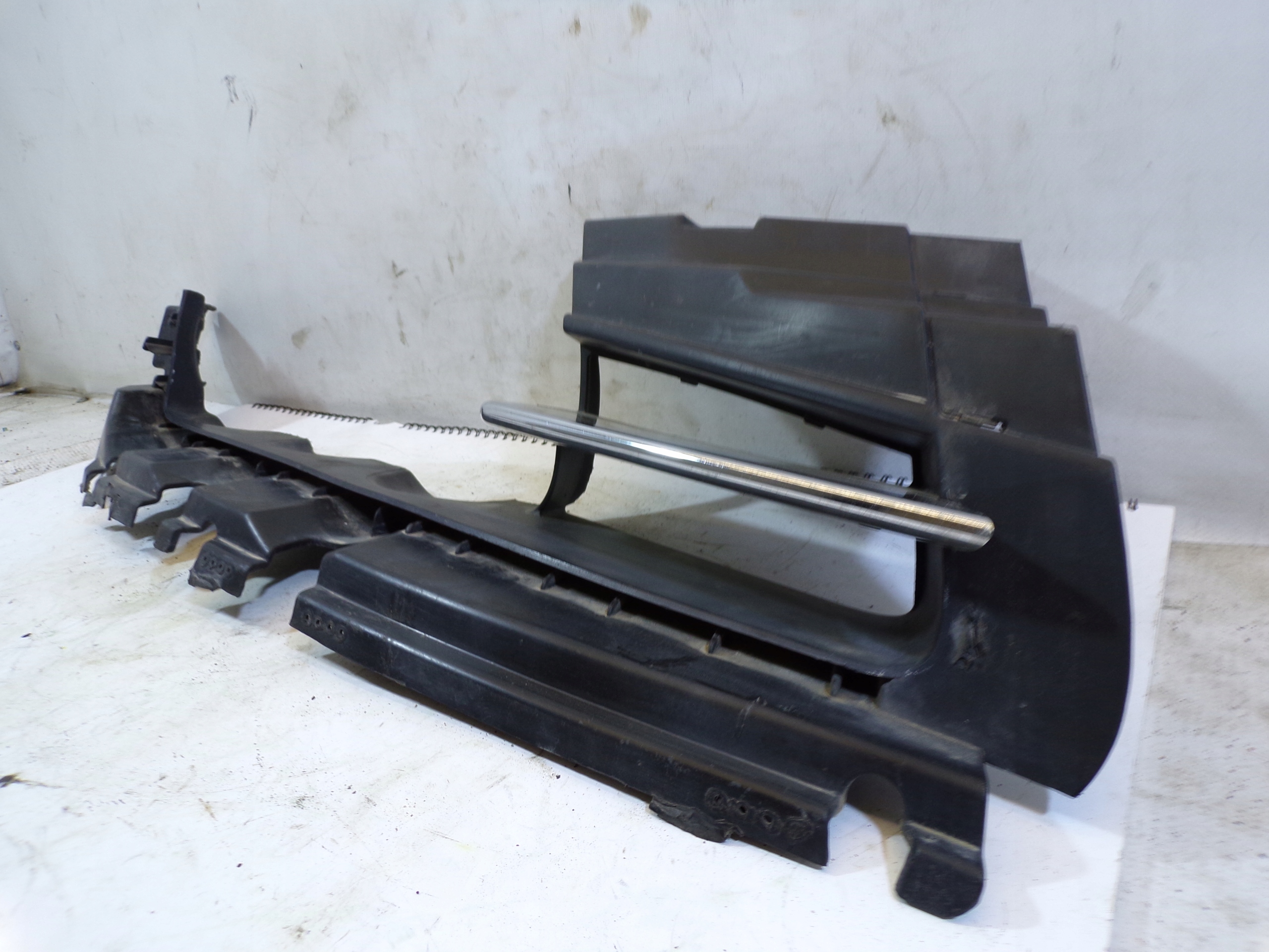 support right moulding PREDNIA right PRZEDNIS front ALFA ROMEO 159 OPIS