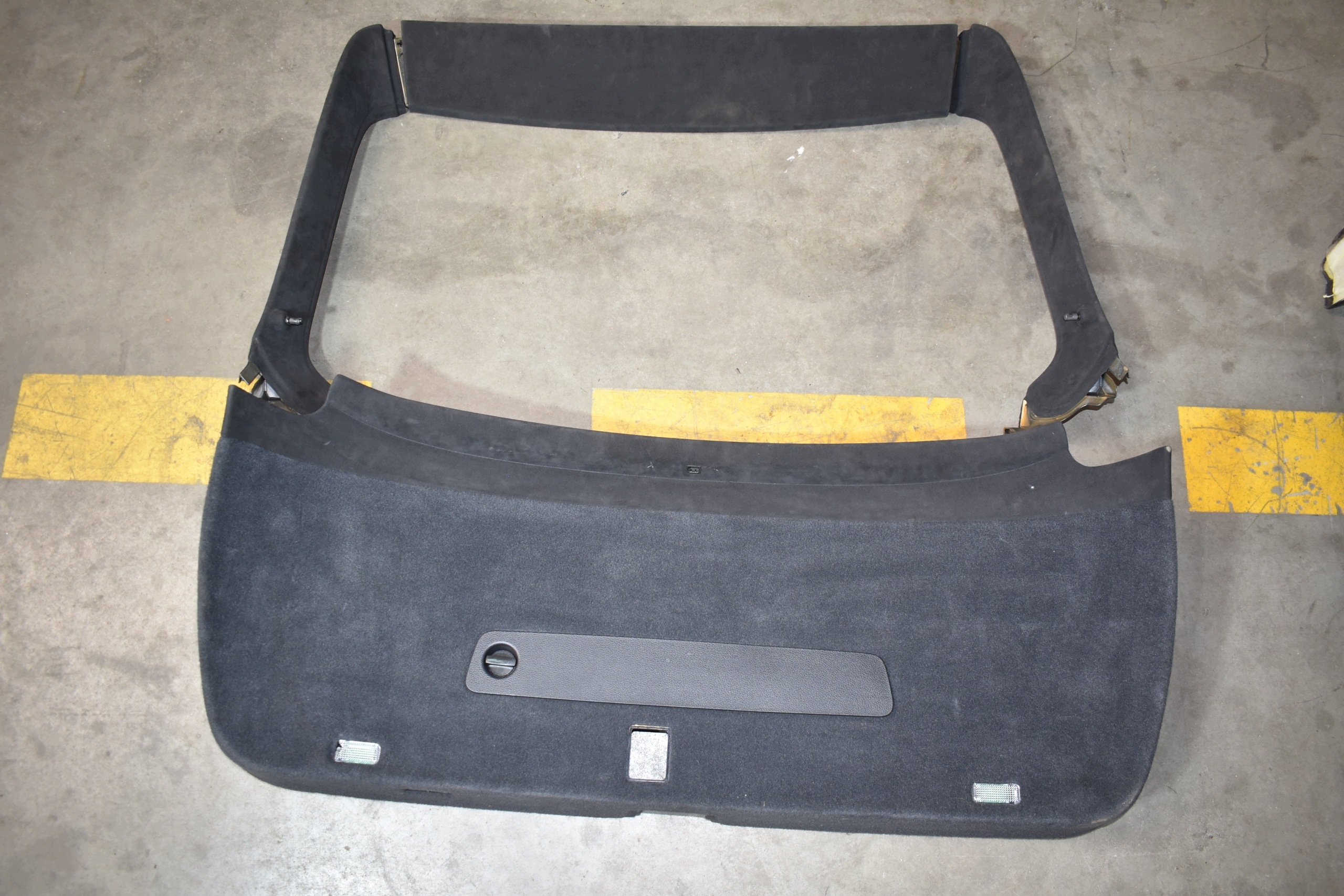 IDEALNE covers cover bonnet boot KPL. ALCANTARA LAMBORGHINI URUS 1