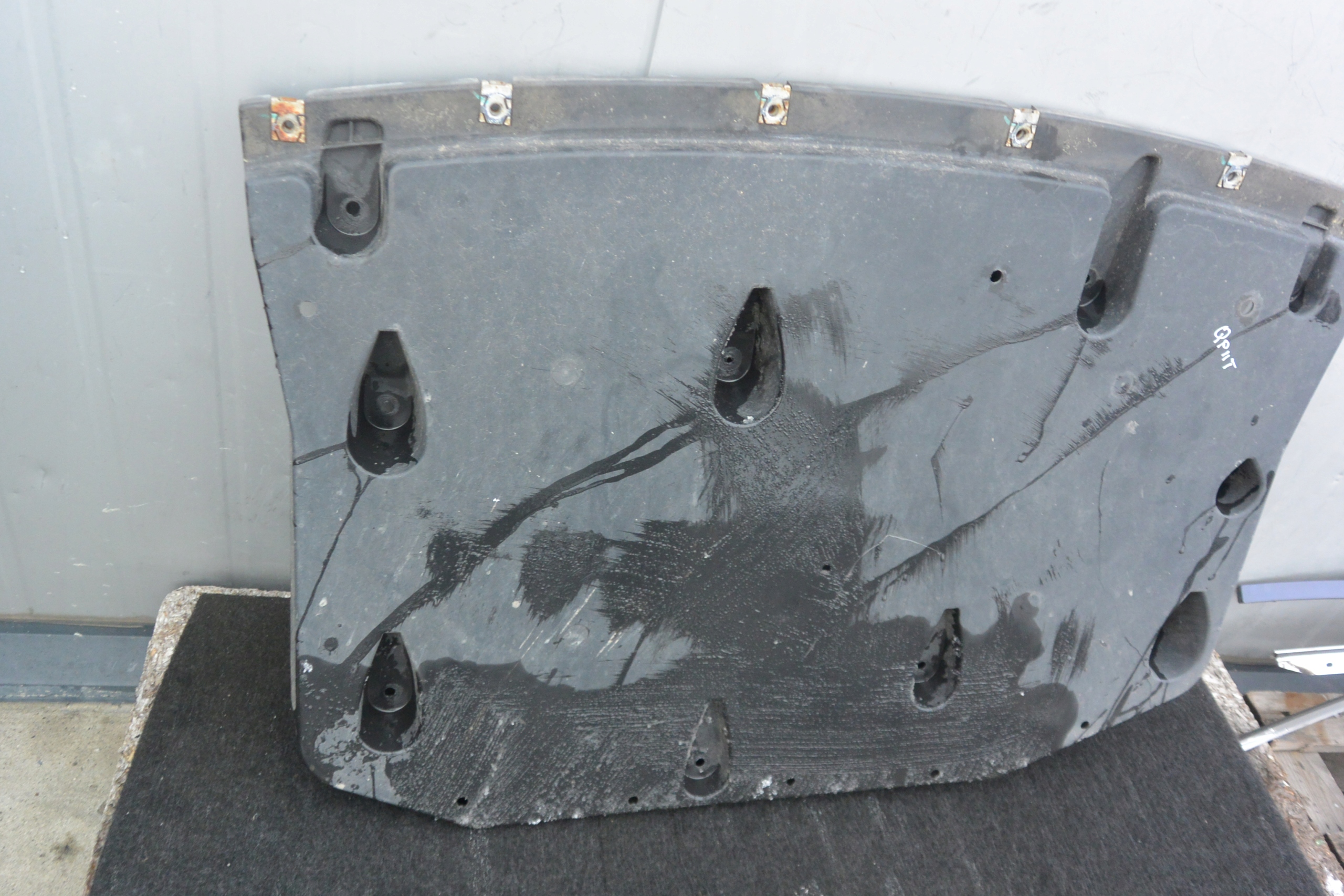 BLENDE ABDECKUNG UNTERFAHRSCHUTZ HECK MASERATI QUATTROPORTE VI