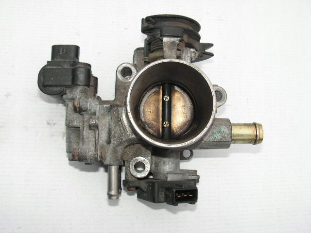 22270-22050 - COROLLA E11 1,4 1,6 VVT - і кроковий дросель