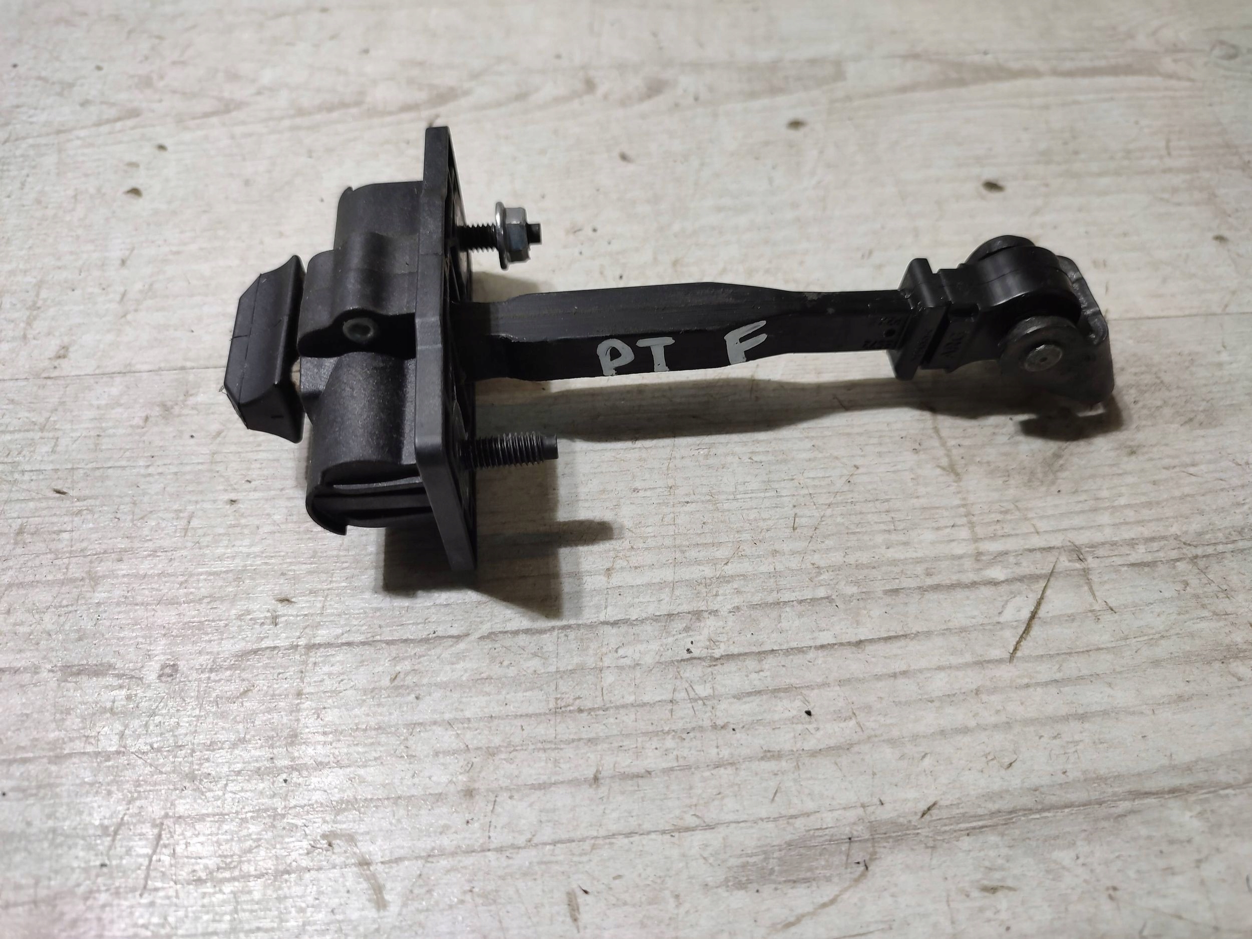 Opel Corsa F 2022 rear part side right limiter door