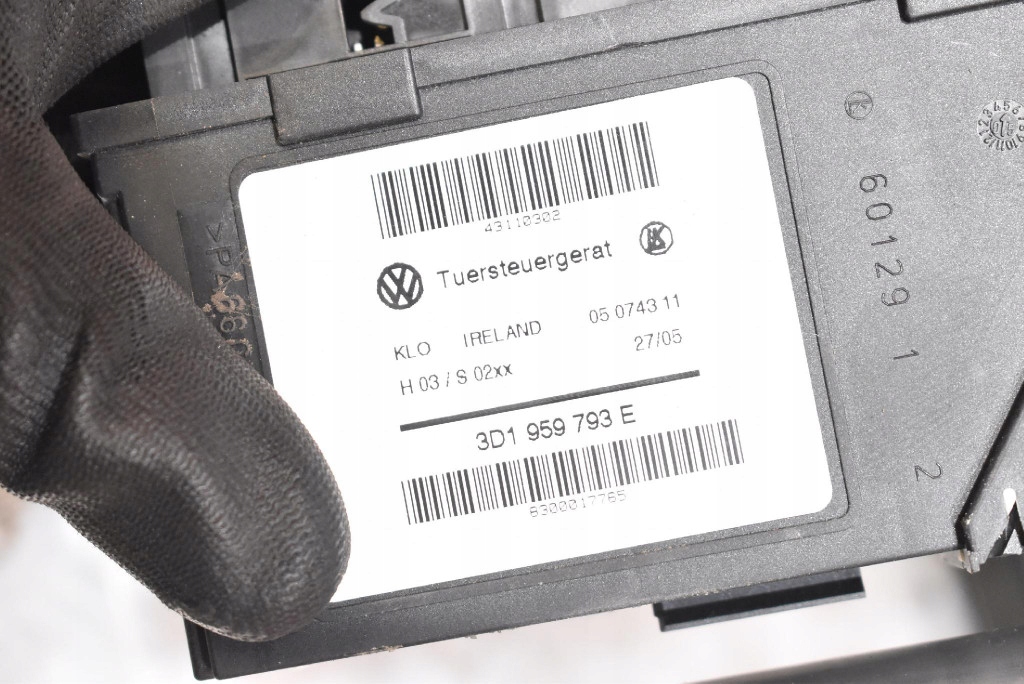 window regulator left front EU 7L0837353 VW TOUAREG 1 and 02-07