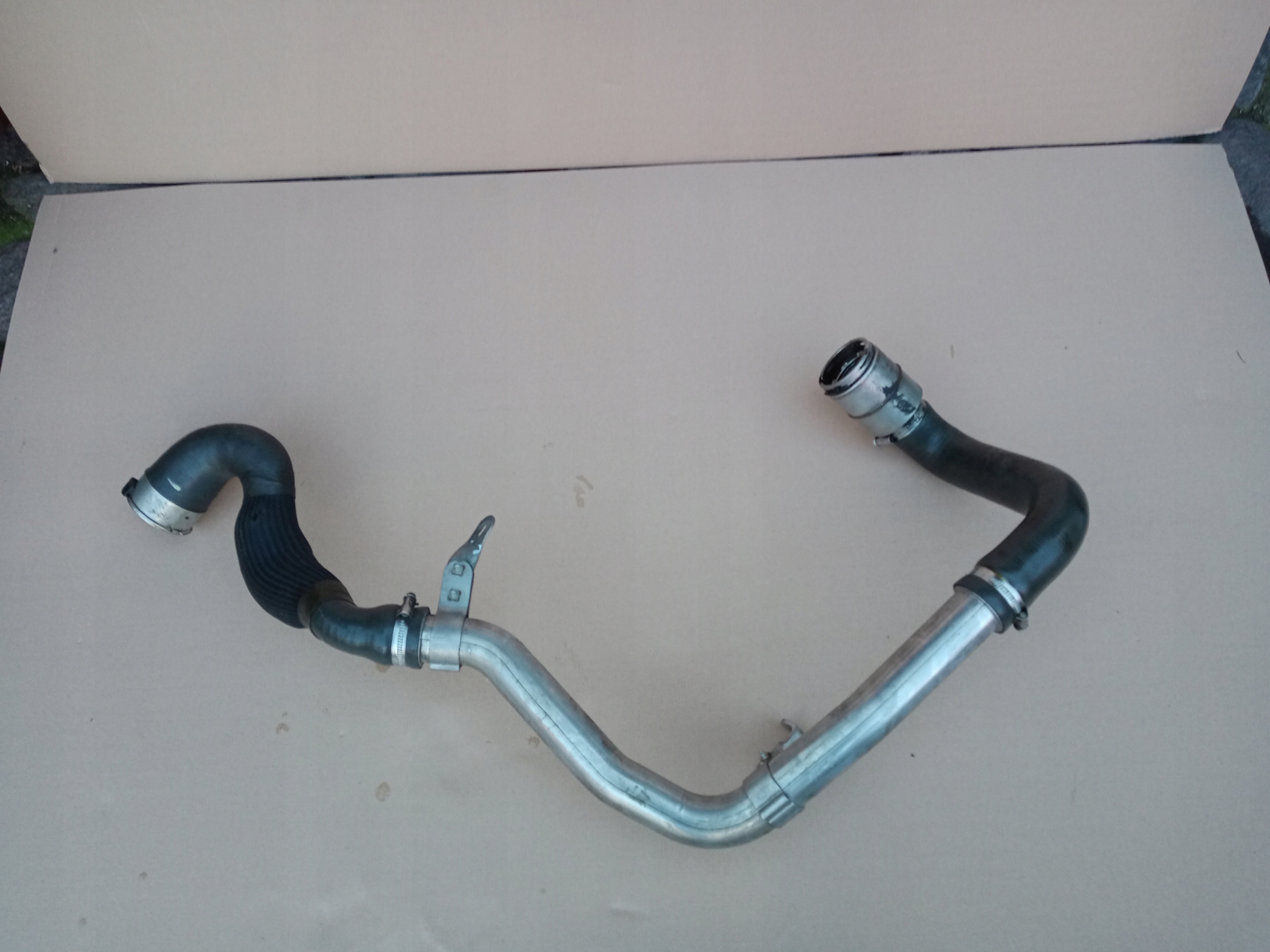 144605171R - ТРУБА ИНТЕРКУЛЕРА RENAULT MASTER III 2.3 DCI 144605