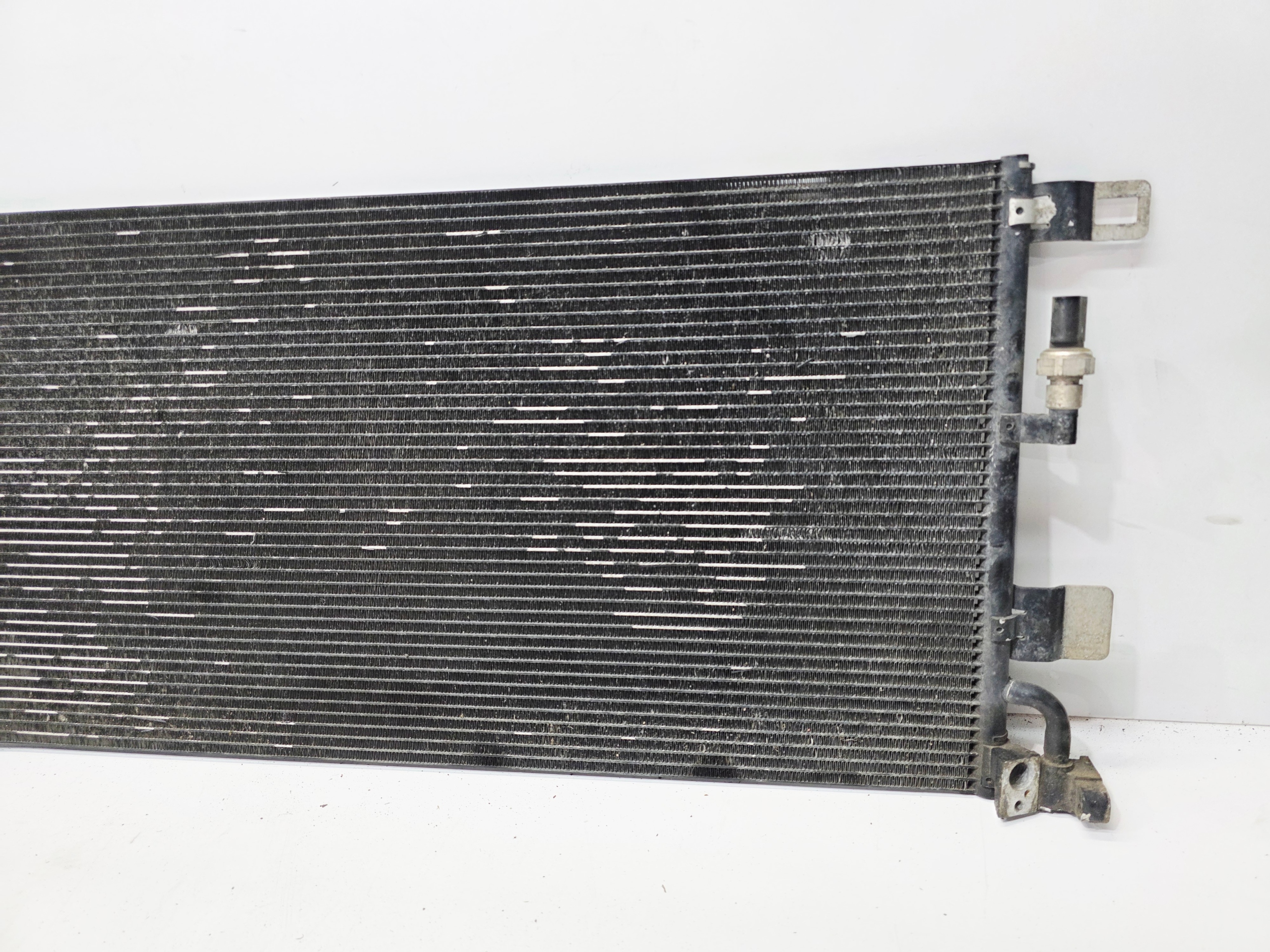 Radiateur climatisation AUDI A4 B9 A5 8W 8W0816411H