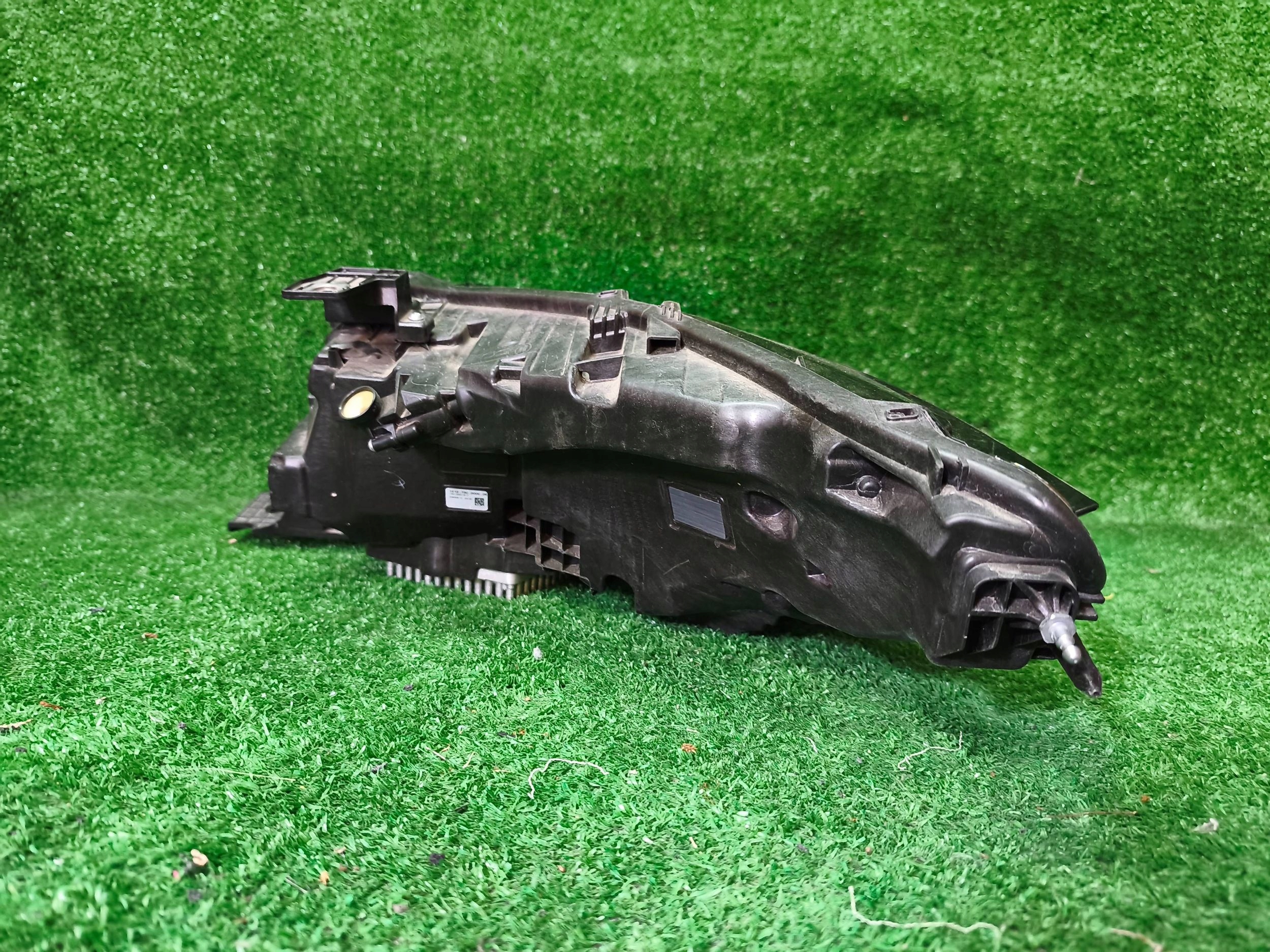 REFLEKTOR right front RANGE ROVER SPORT III L461 NR.1120