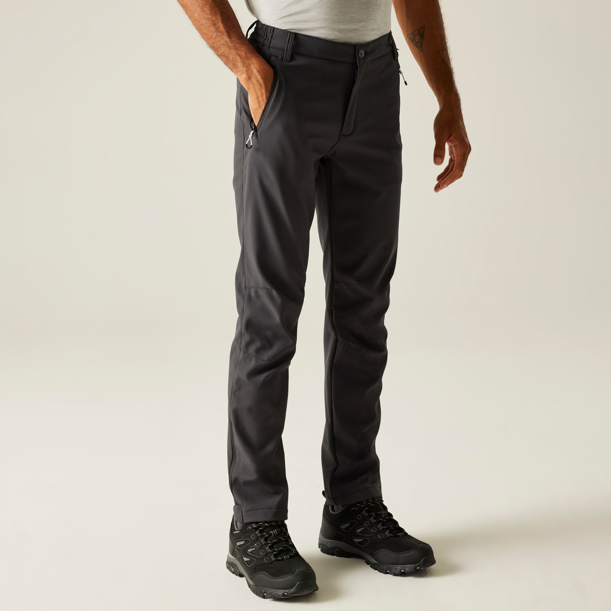 Kalhoty Regatta Geo Softshell RMJ117R Vel. L-50