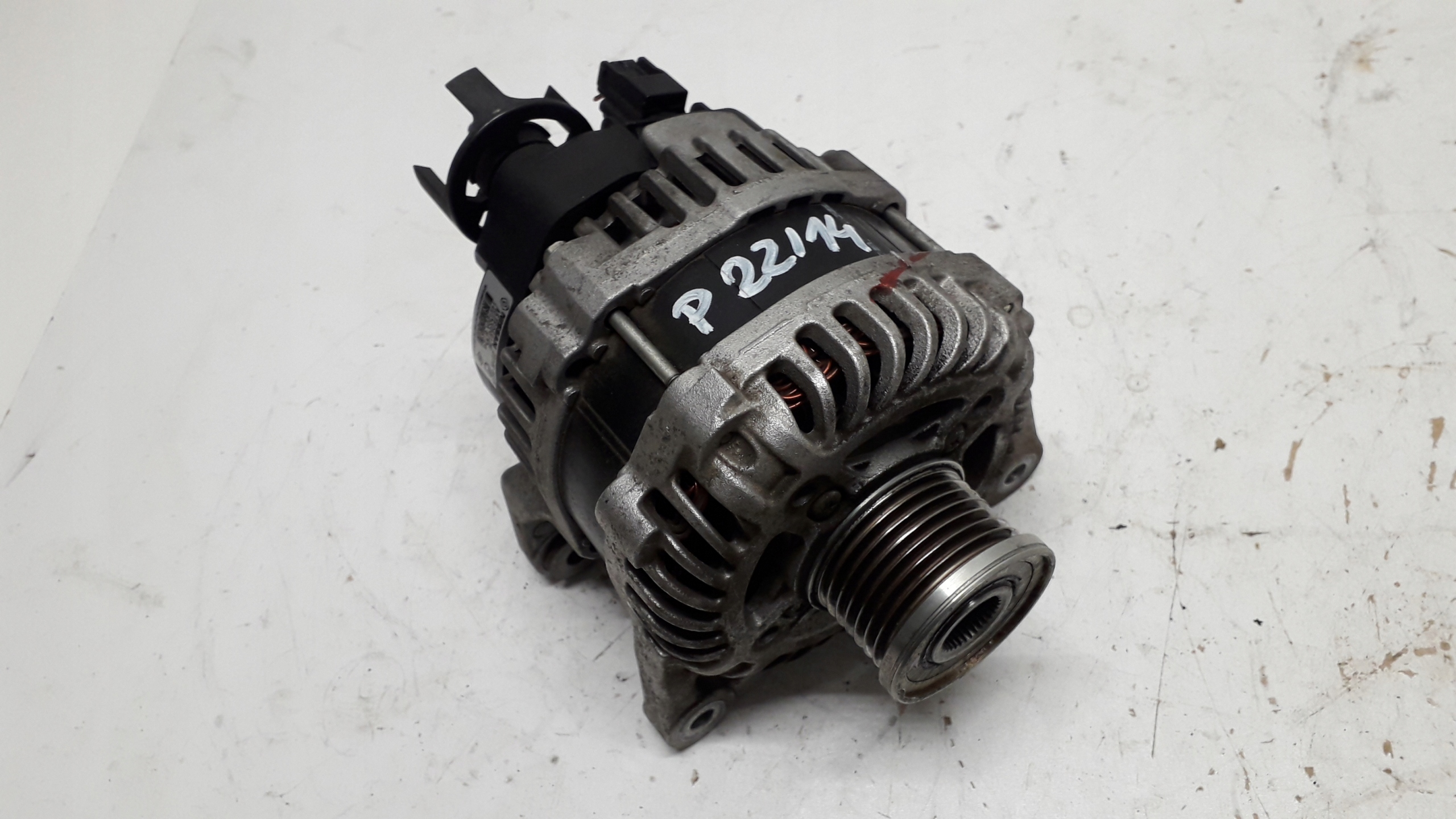 NISSAN RENAULT ALTERNATOR 120A 231009933R