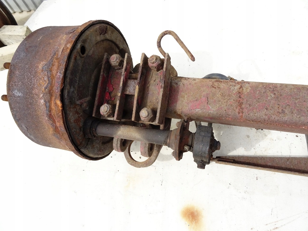 OŚ PRZÓD PRZYCZEPA Hatchback KM ZAWIESZENIE PRZEDNIA Producent części OEM