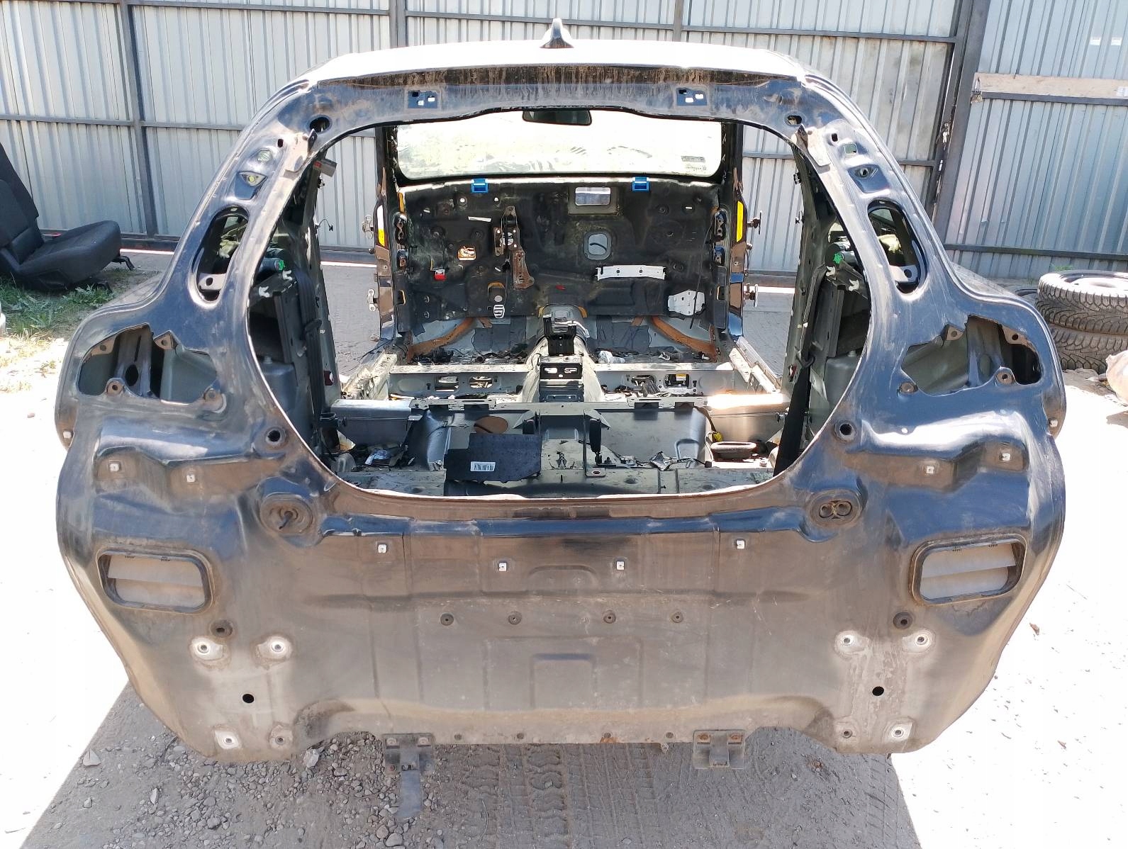 ЧЕТВЕРТЬ КРЫЛО ЛЕВЫЙ ЗАД. + КРЫЛО ПРАВЫЙ ЗАД. + ВАННА C30 И 452-46