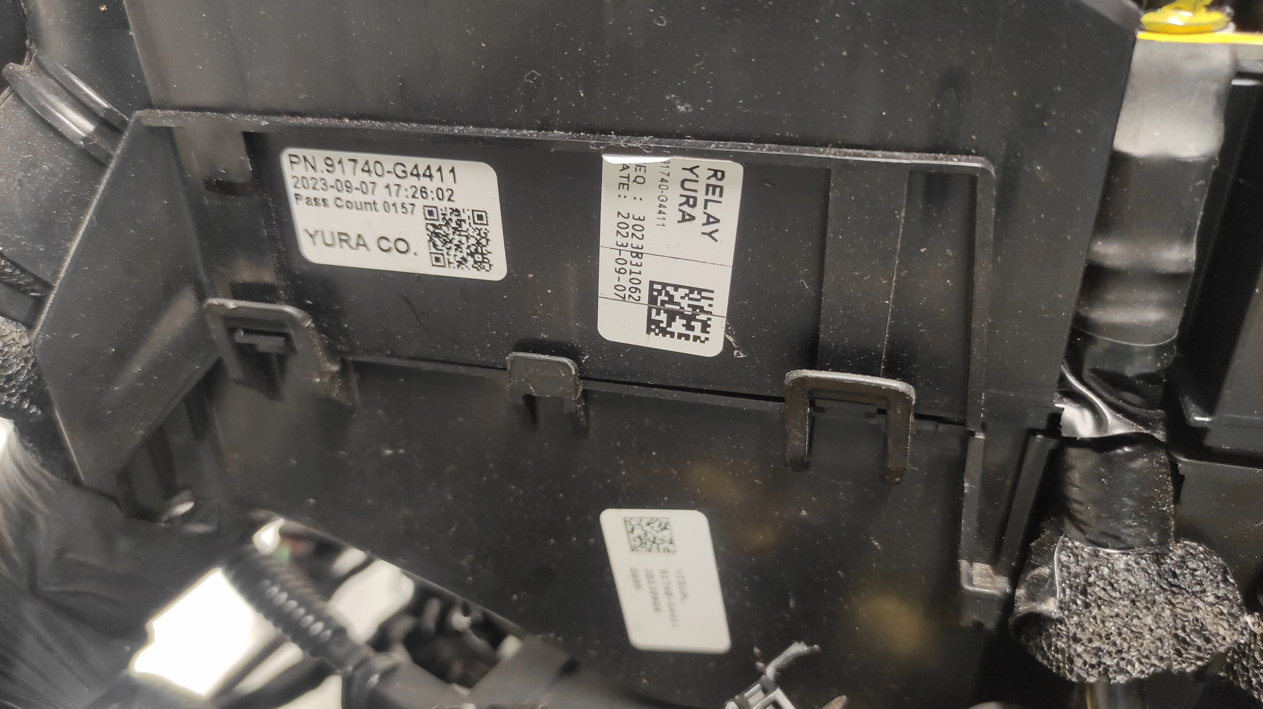 PUSZKA BEZPIECZNIKÓW INSTALACJA HYUNDAI I30 III LIFT 1.0 T-GDI G3LF 48V Producent części Hyundai OE