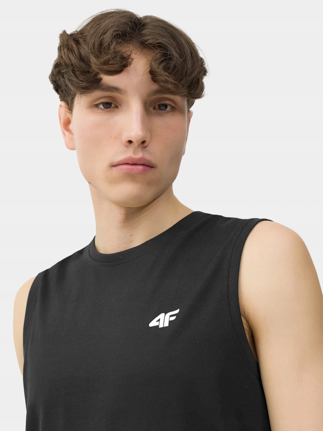 KOSZULKA MĘSKA 4F BEZRĘKAWNIK BAWEŁNIANY BEZ RĘKAWÓW ZESTAW 3PAK LIMITOWANA Dekolt okrągły