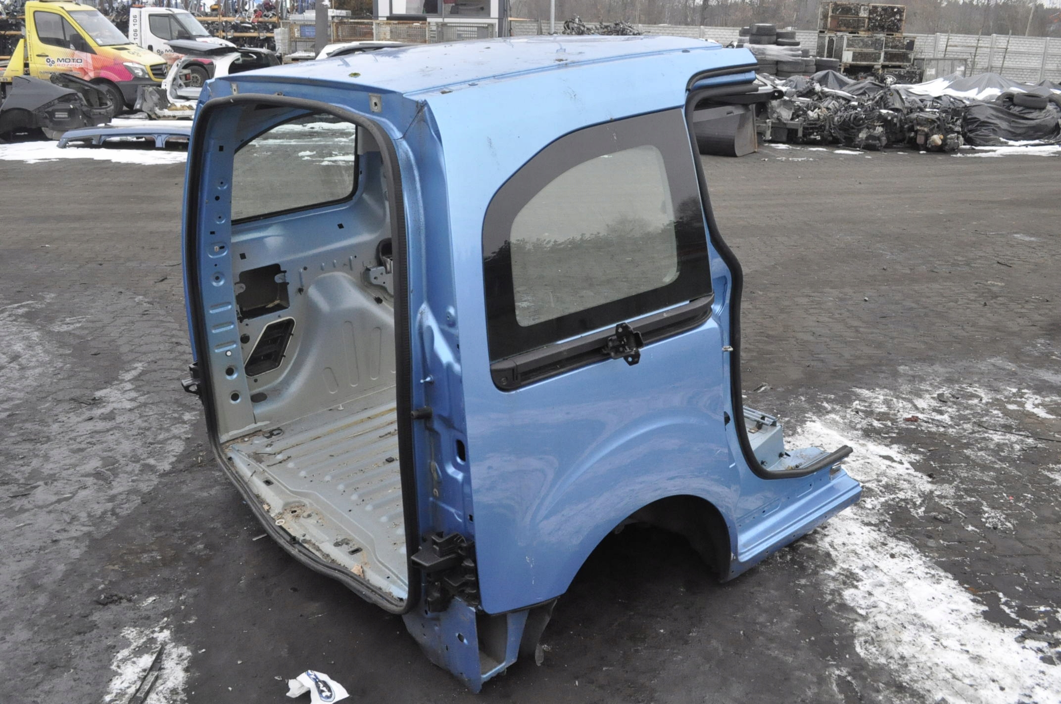 BERLINGO II 2PARTNER II 2008- CAŁY TYŁ DUPA ĆWIARTKA WANNA PAS