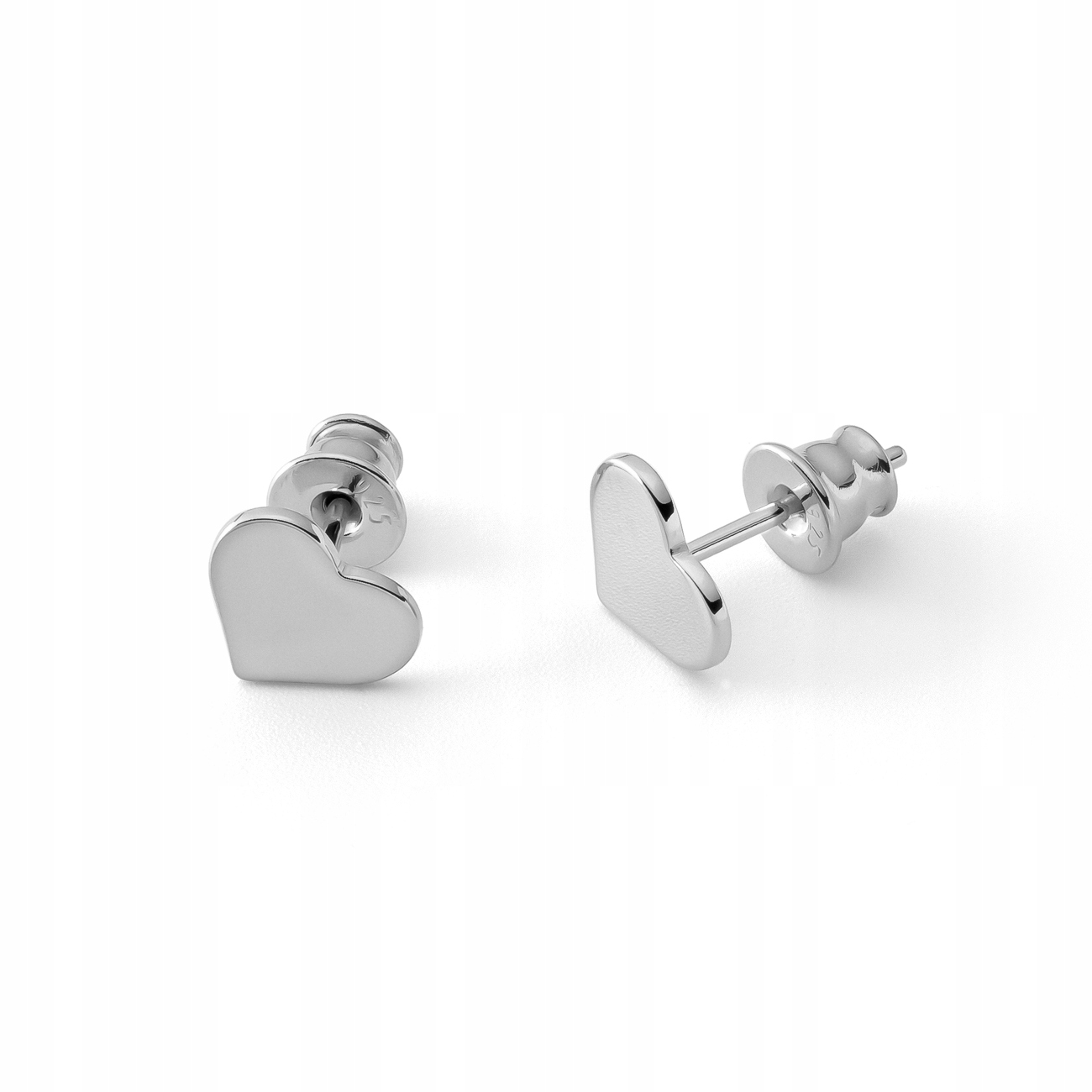 Stříbrné Náušnice Srdce S Gravírováním S Platinovým Povrchem Pro Ženy Giorre