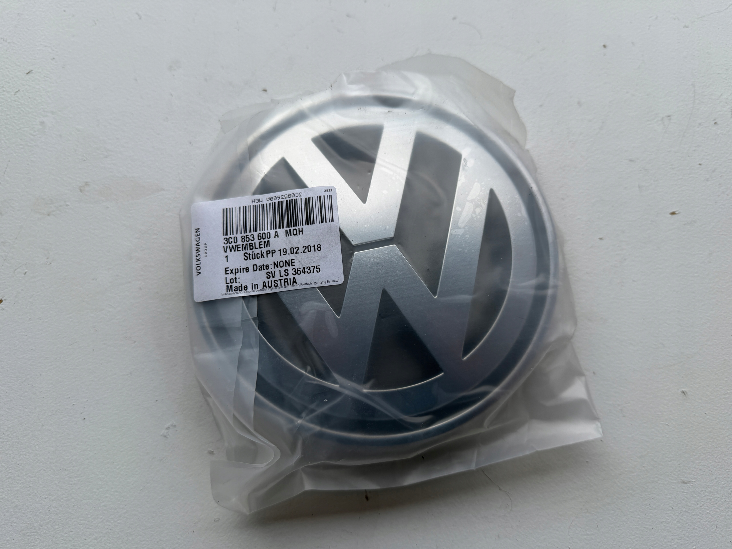 Emblém znak 3C0853600A Mqh Vw Tiguan Passat B6 originálny Nový-