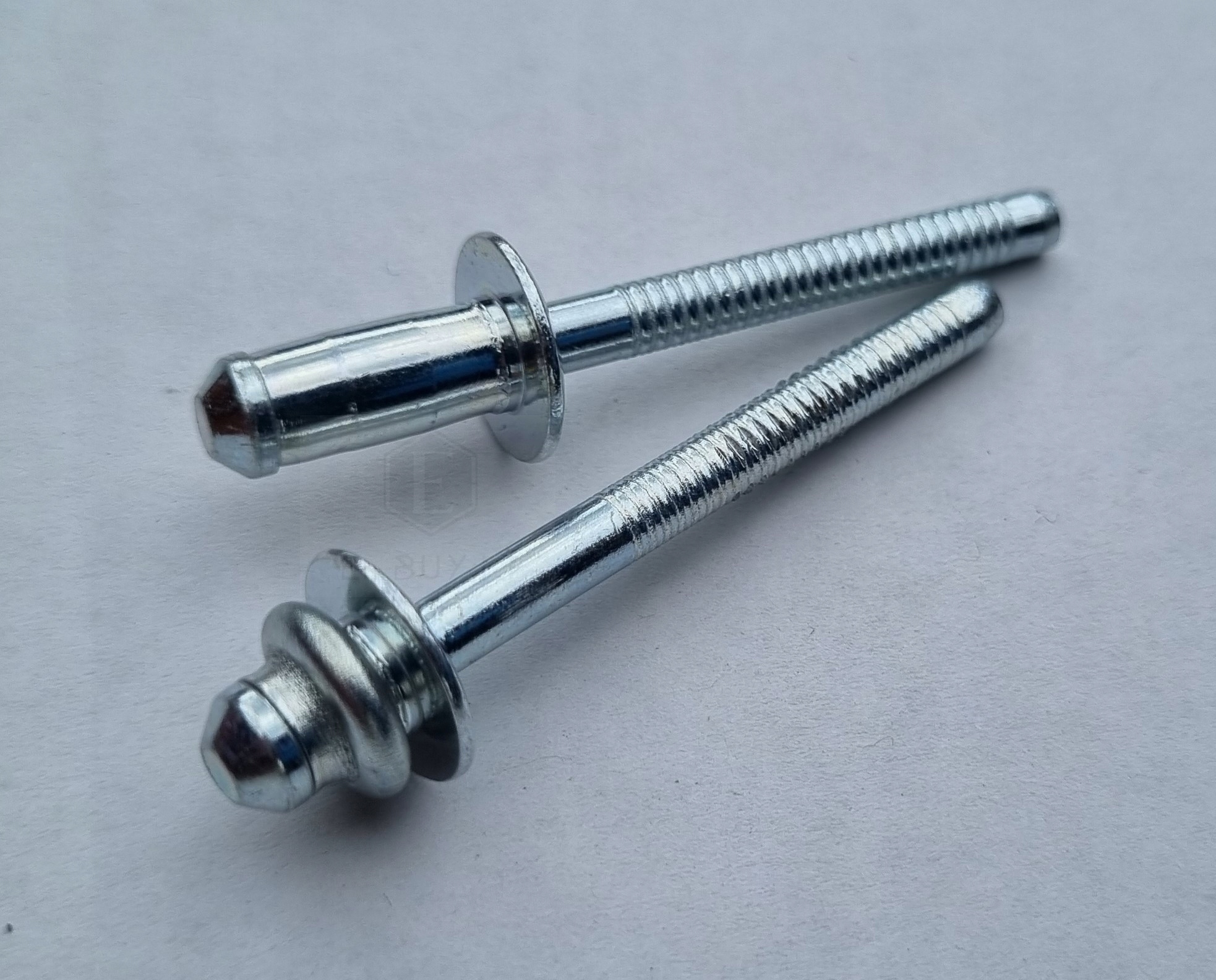 

Nit Stalowy mały 4x10 do stali aluminium 100 sztuk
