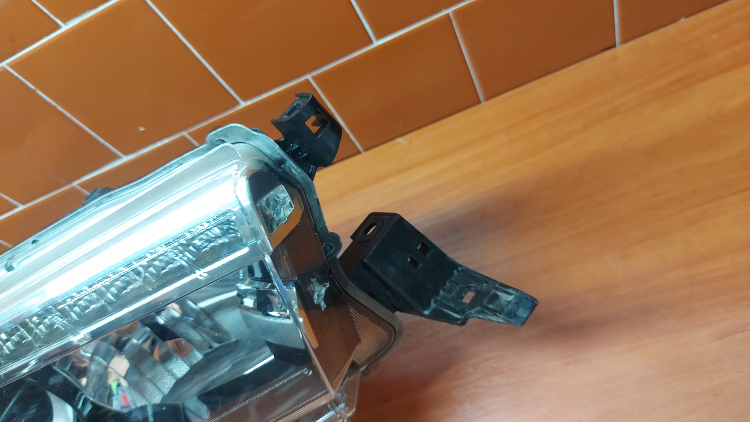 REFLEKTOR light right right front TOYOTA HILUX VIII 15-20